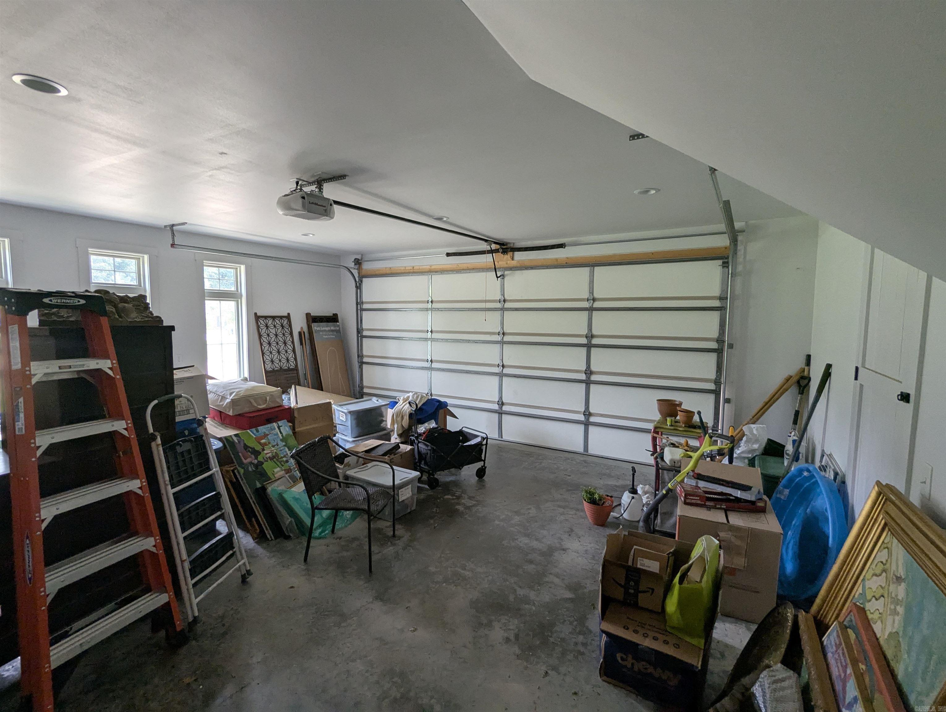 RIVER DRIVE ESTATES - SOUTH - Residential