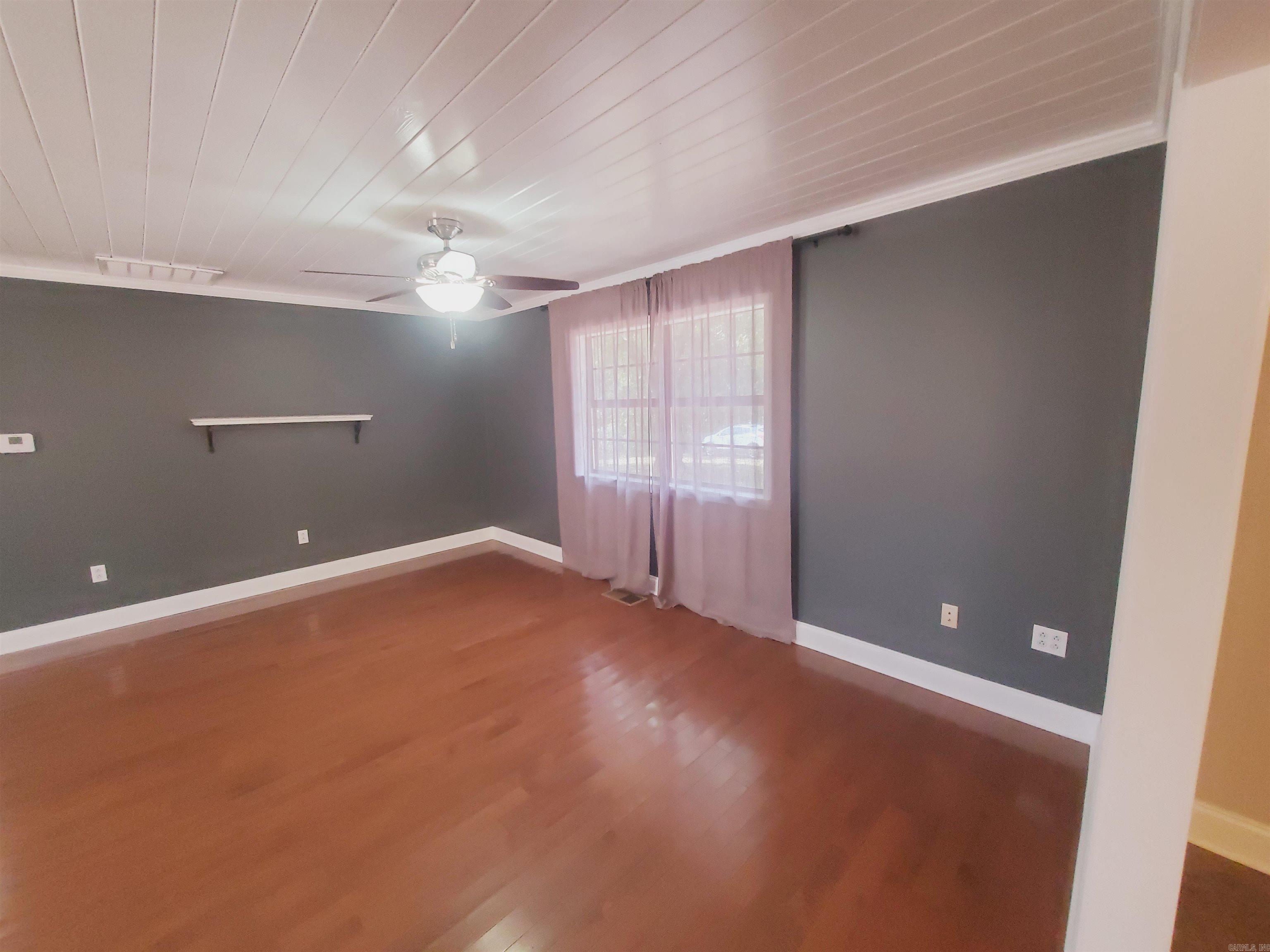 PIGGOTT - Residential