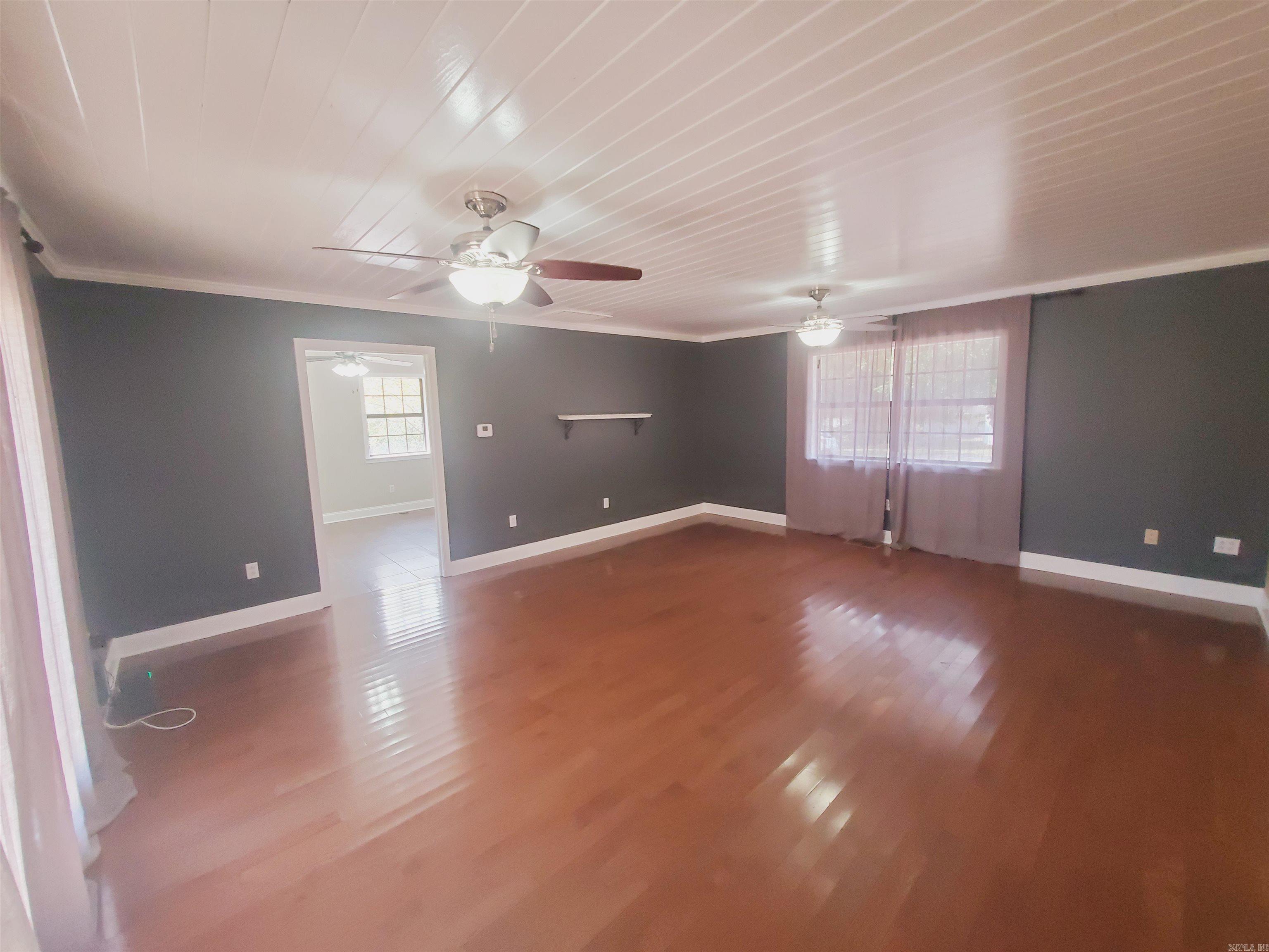 PIGGOTT - Residential