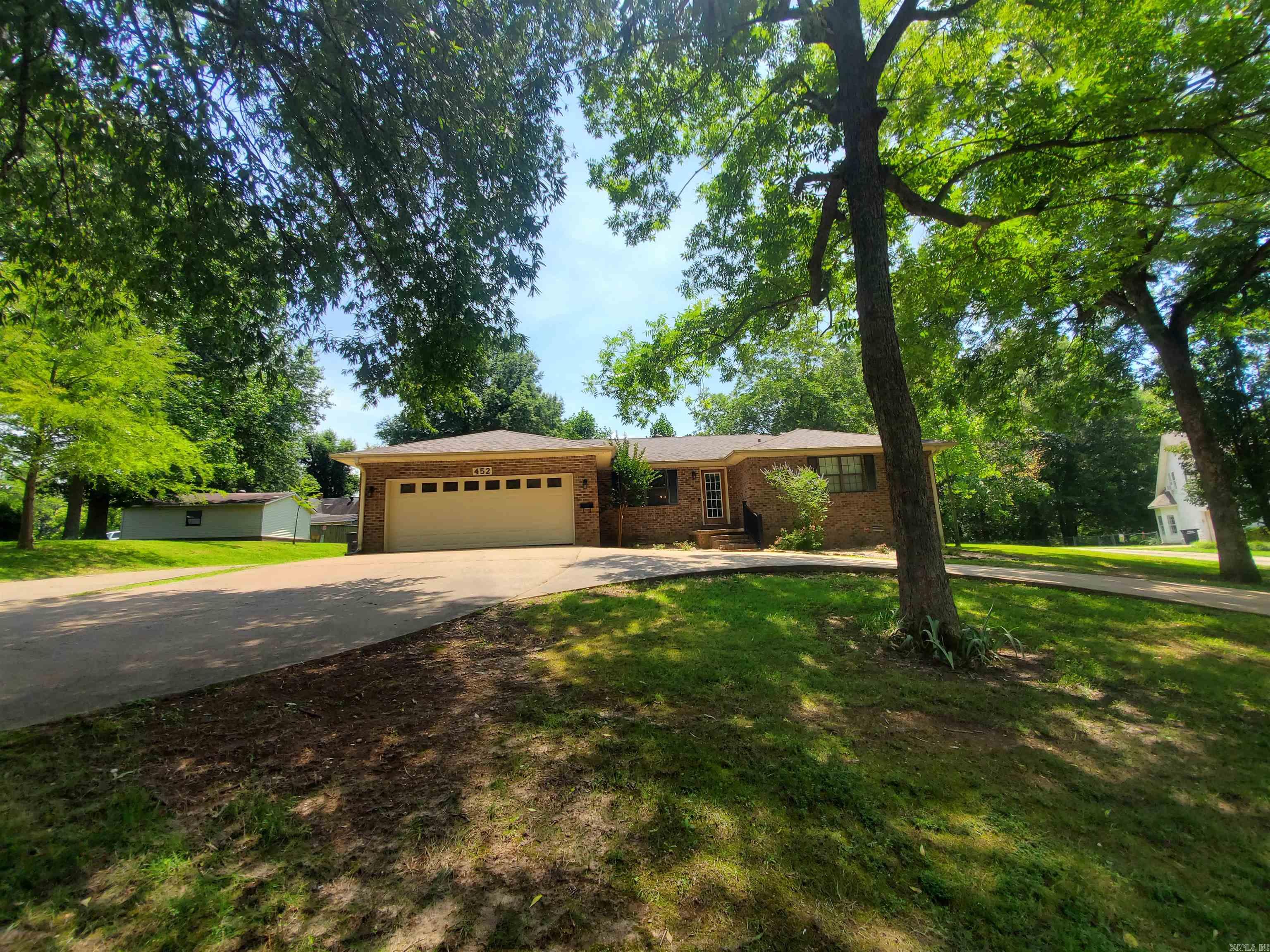 PIGGOTT - Residential