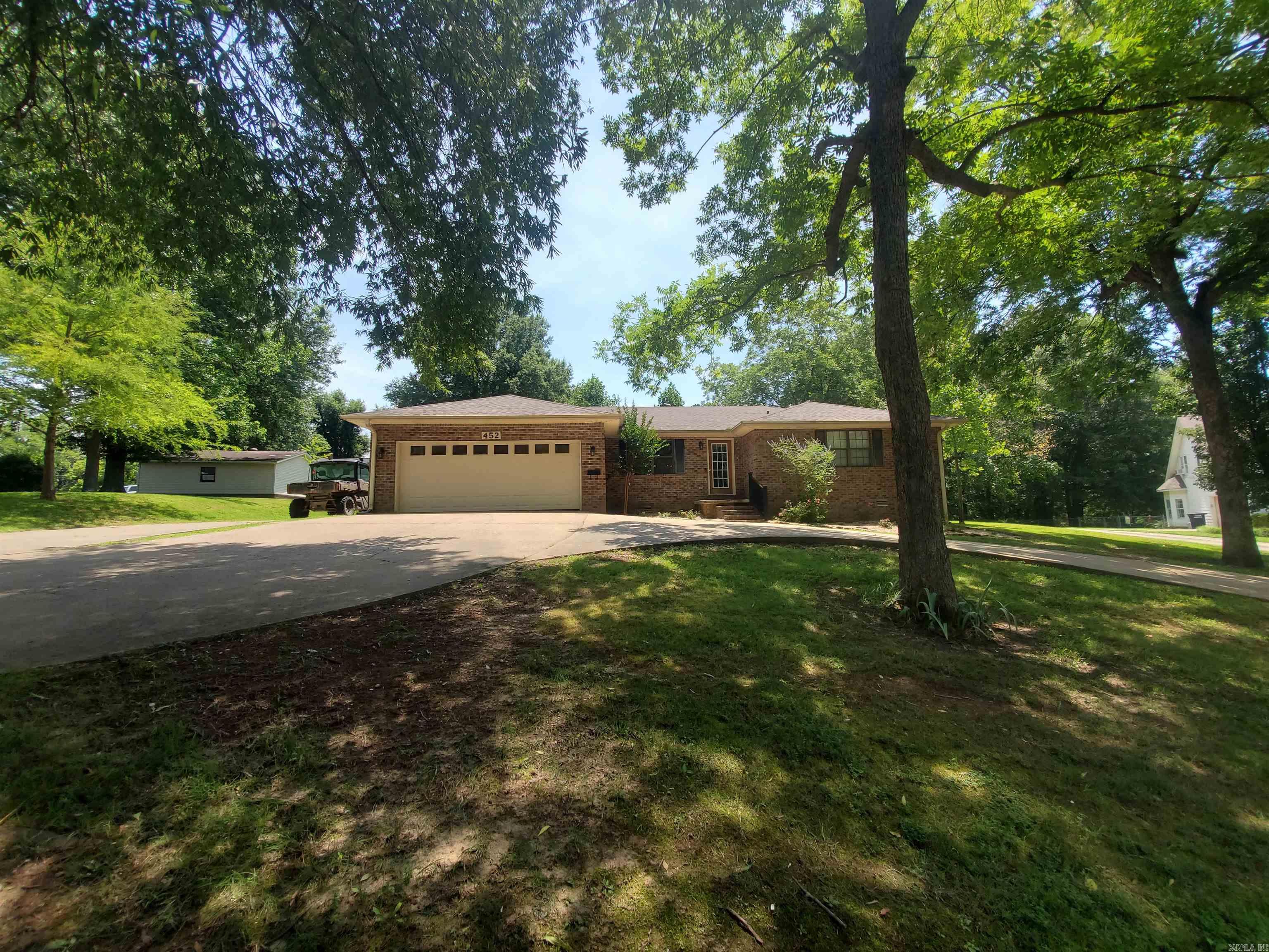 PIGGOTT - Residential