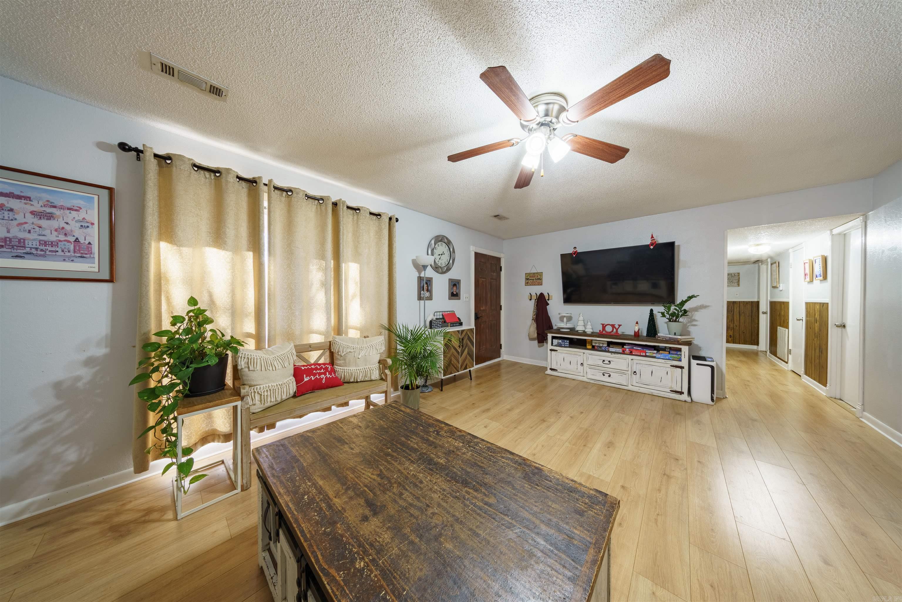 Hickory Hollow - Residential