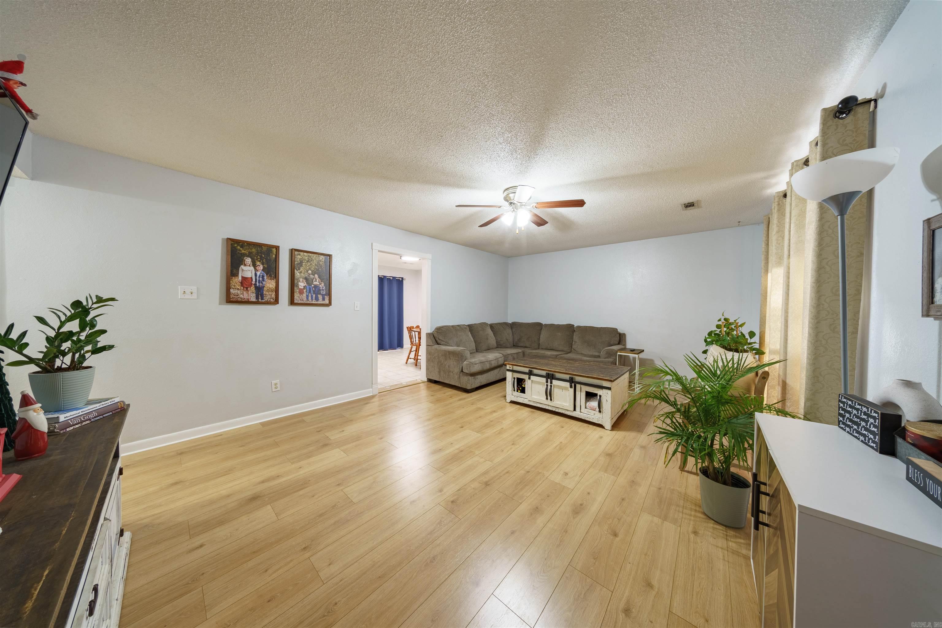 Hickory Hollow - Residential