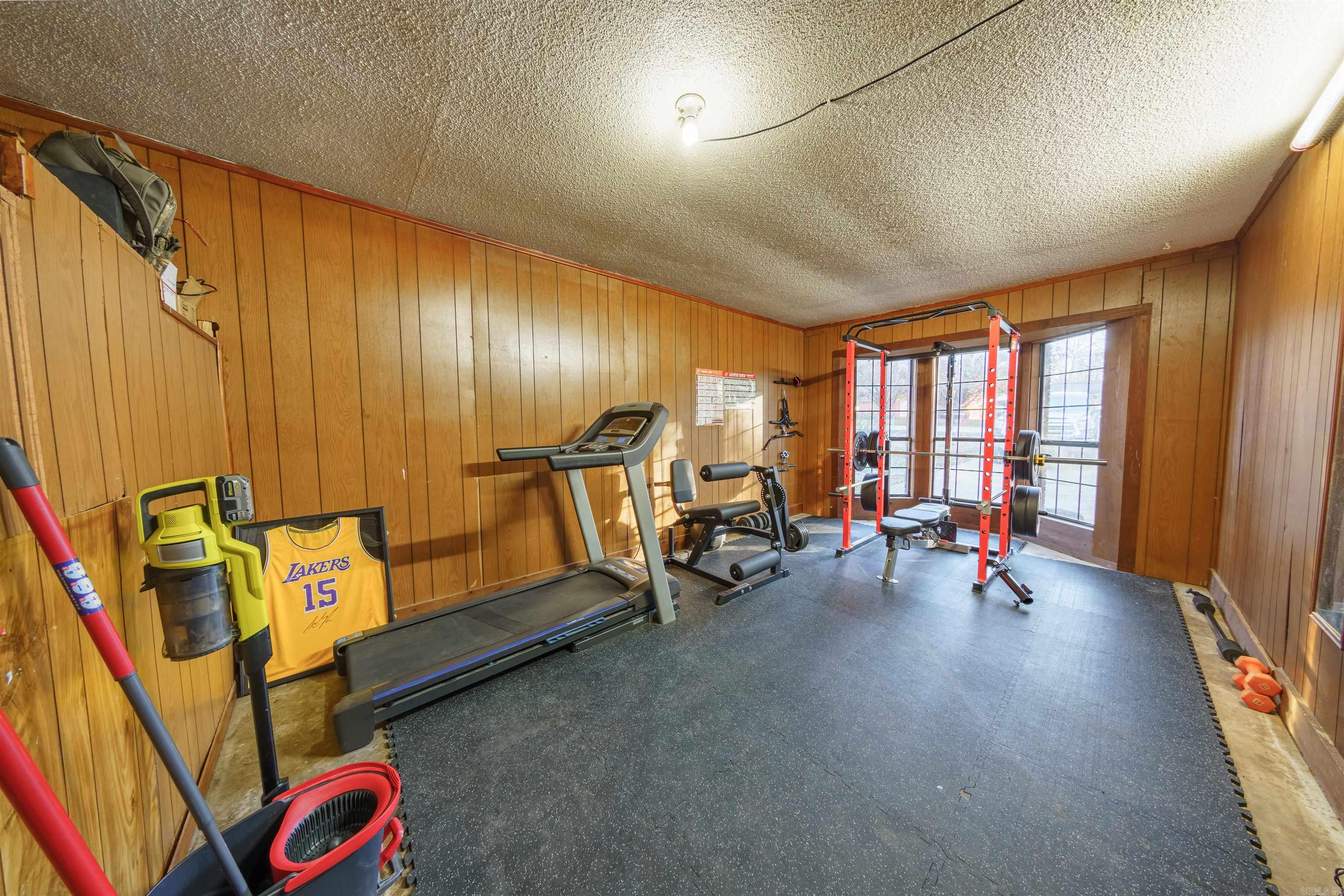 Hickory Hollow - Residential