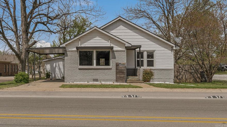 This 3-bedroom, 1-bath home offers the perfect blend of character and modern updates in a location that’s hard to beat. Inside, you’ll find rich hardwood floors, abundant natural light, and a spacious living area that feels warm and inviting. The formal dining space provides flexibility for hosting, a home office, or everyday use. Unique details like the wood ceiling add charm and personality you don’t often find. The kitchen has been updated with modern finishes including refreshed cabinetry, stainless steel appliances, and a subway tile backsplash. The bathroom features a clean, updated design with tile surround and contemporary fixtures. Located in the center of town, this home offers great walkability just minutes from downtown, local shops, restaurants, and the farmers market. This home was completely remodeled in 2019 with major updates include plumbing, sheetrock, roof, and windows. A great opportunity for a move-in ready home with character in a prime location.