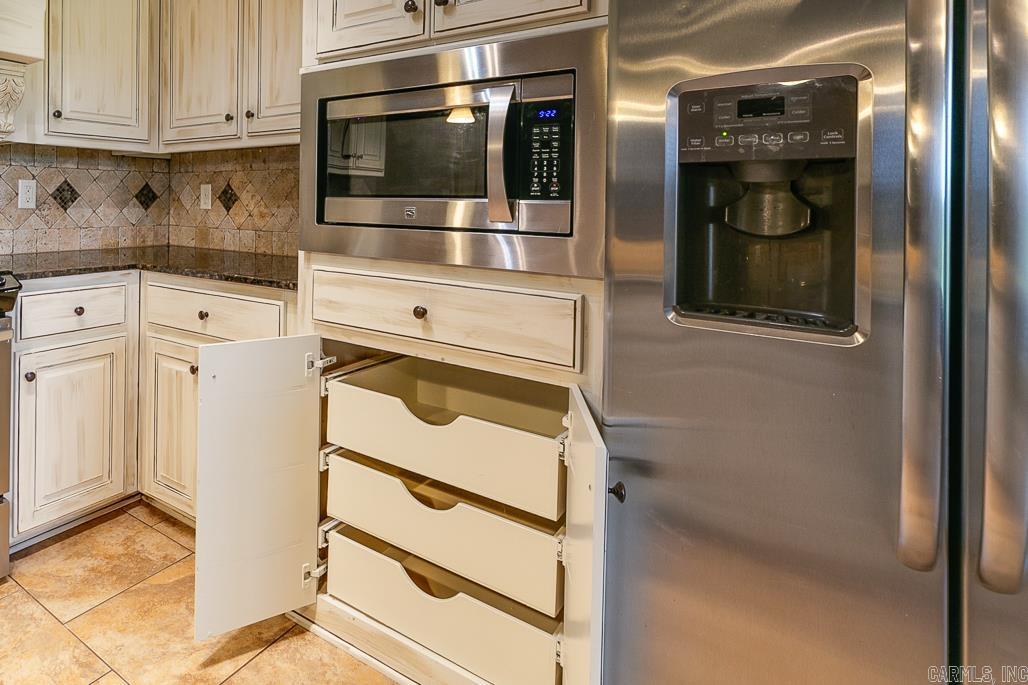 Lilly Ann - Residential