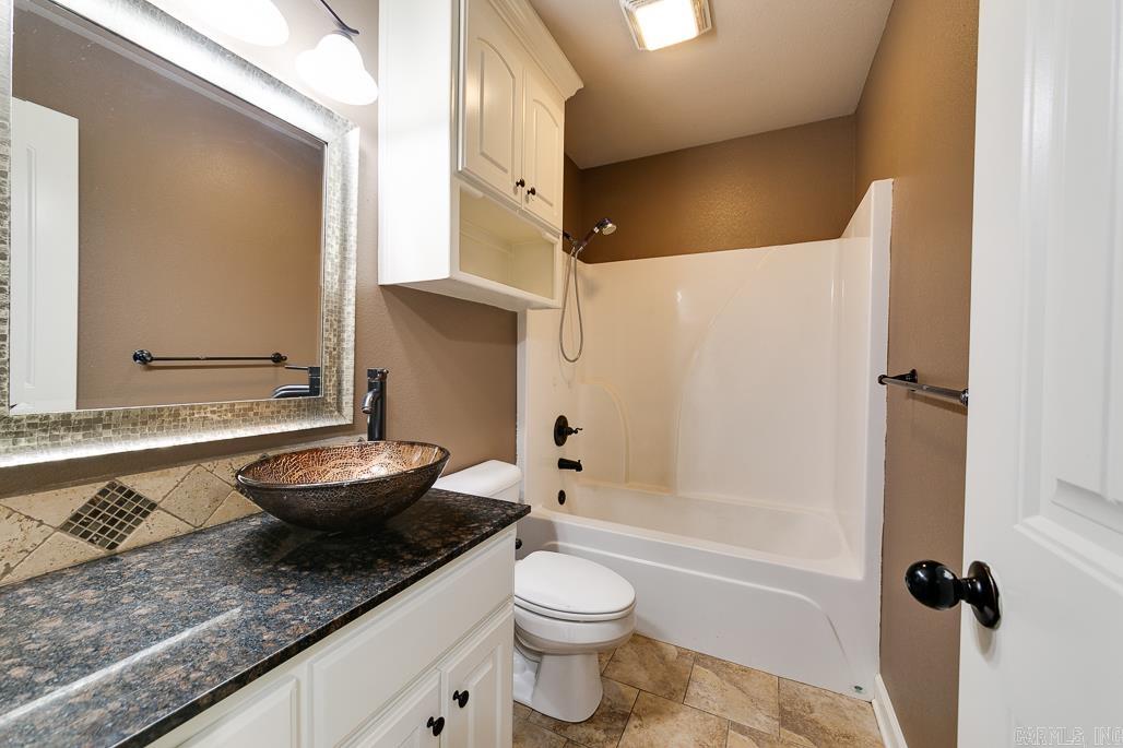 Lilly Ann - Residential