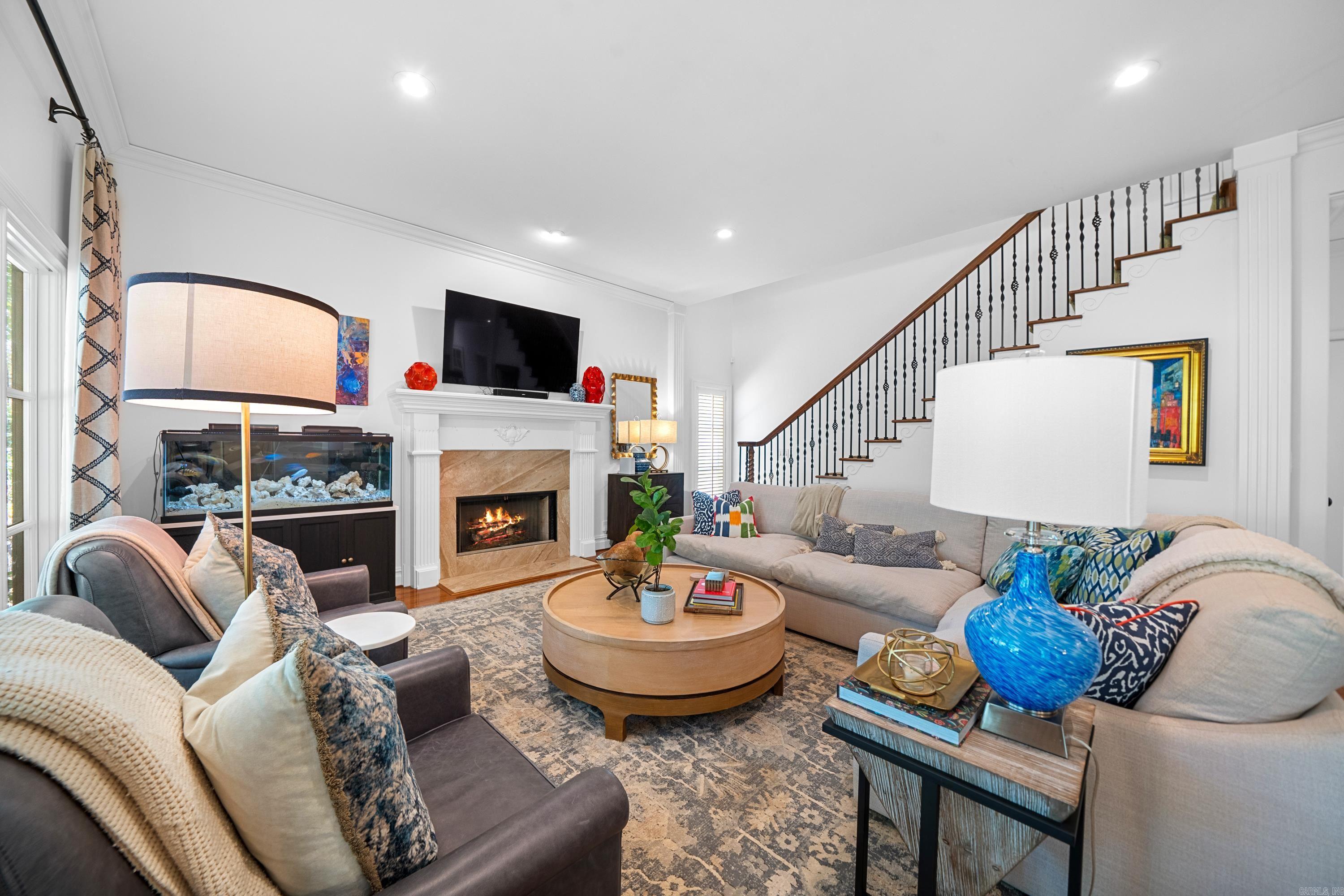 LOTUS VALLEY - Residential