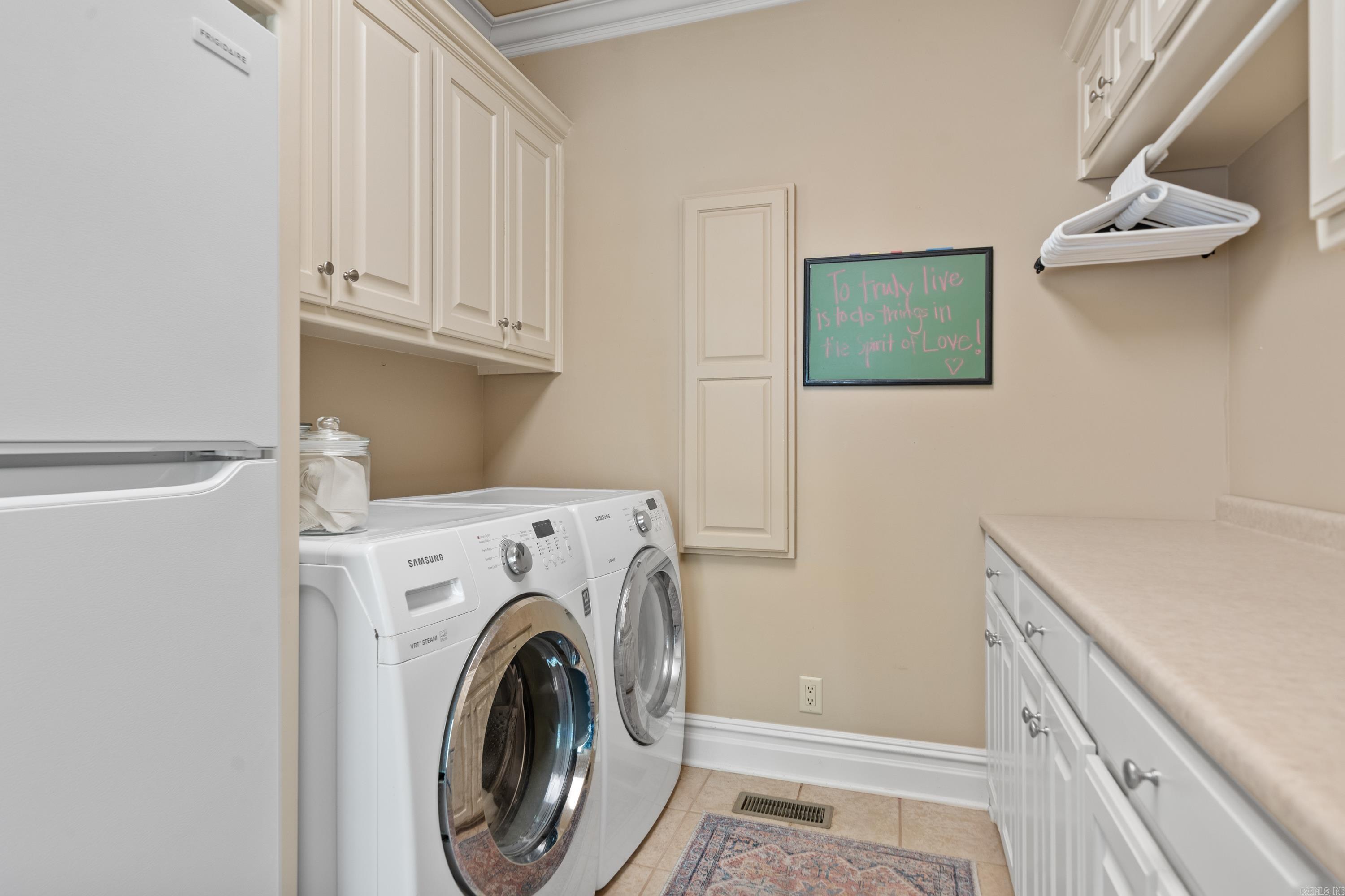 LOTUS VALLEY - Residential