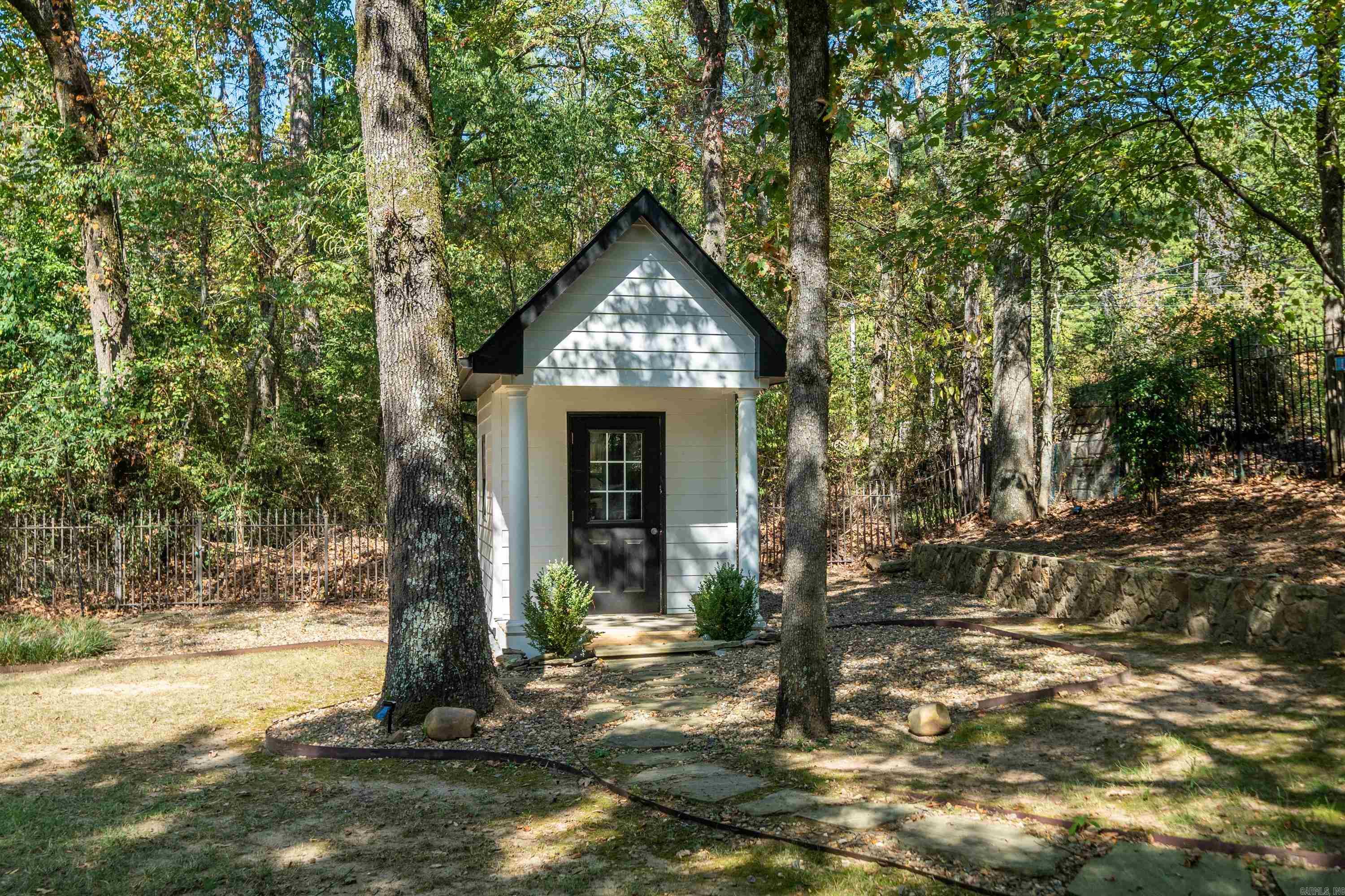 LOTUS VALLEY - Residential