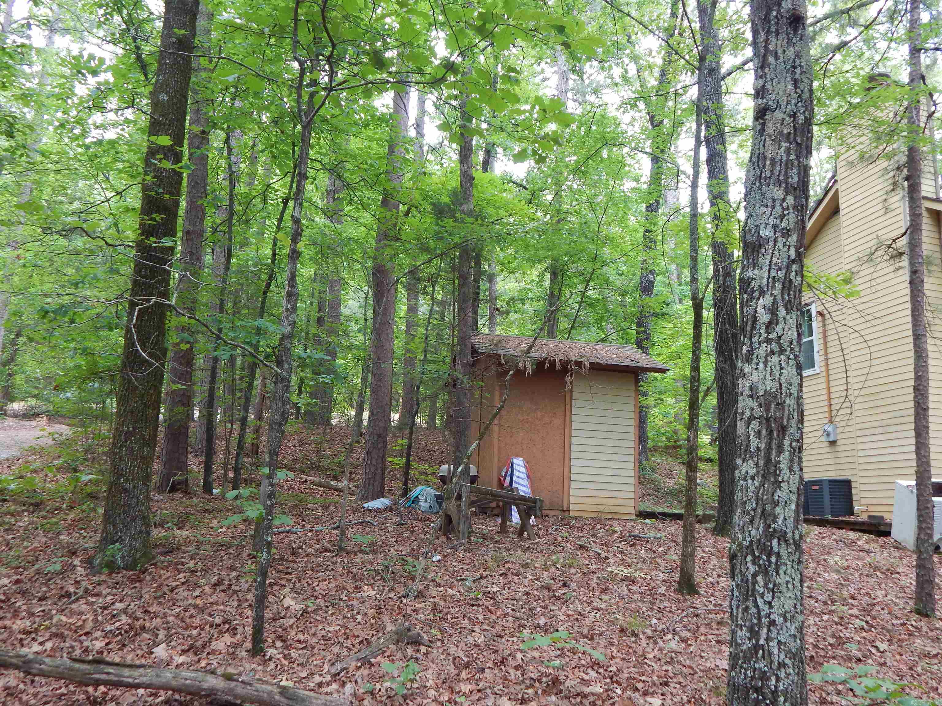 Greers Ferry-Outside - Residential
