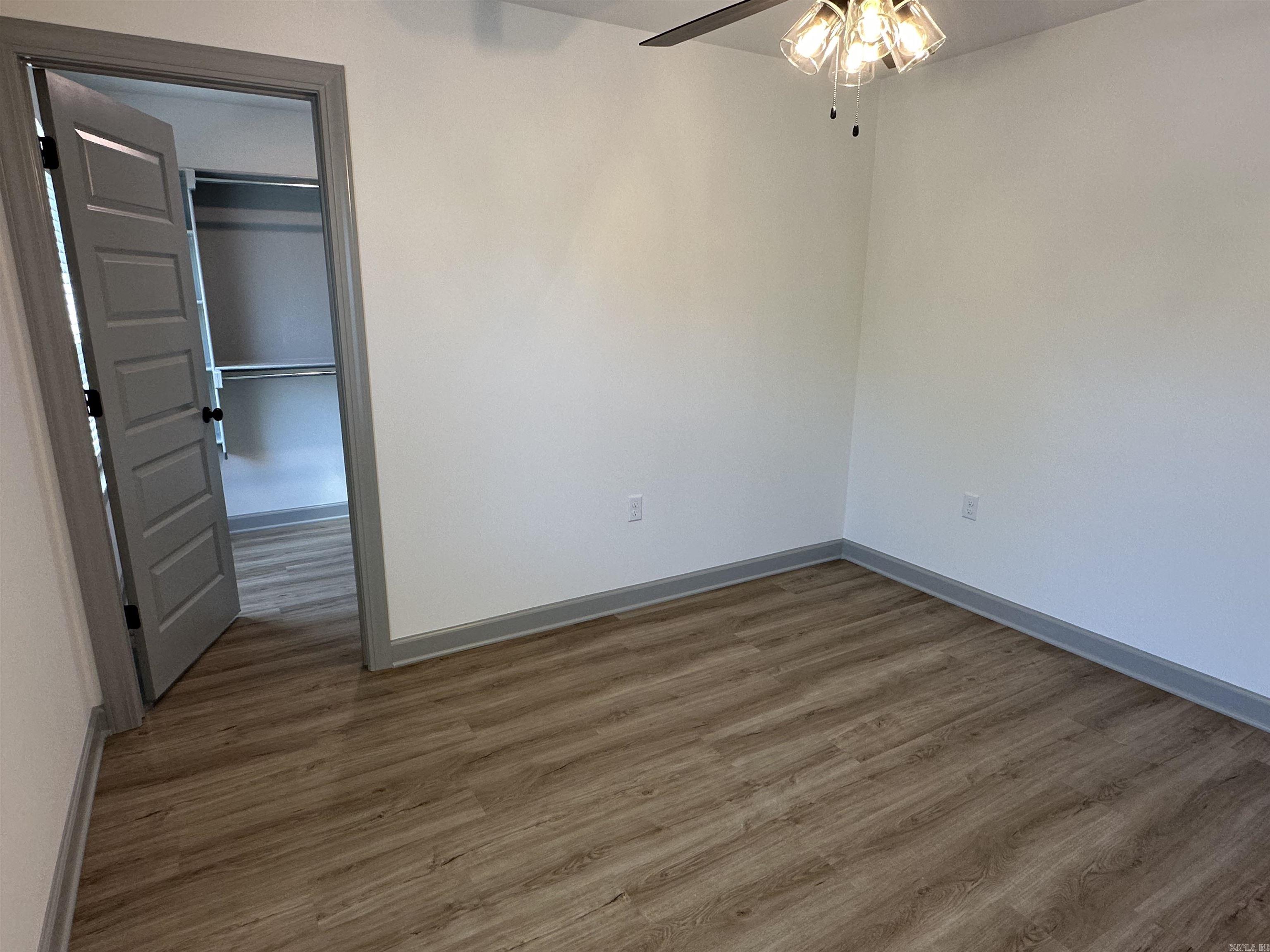 nil - Residential Lease