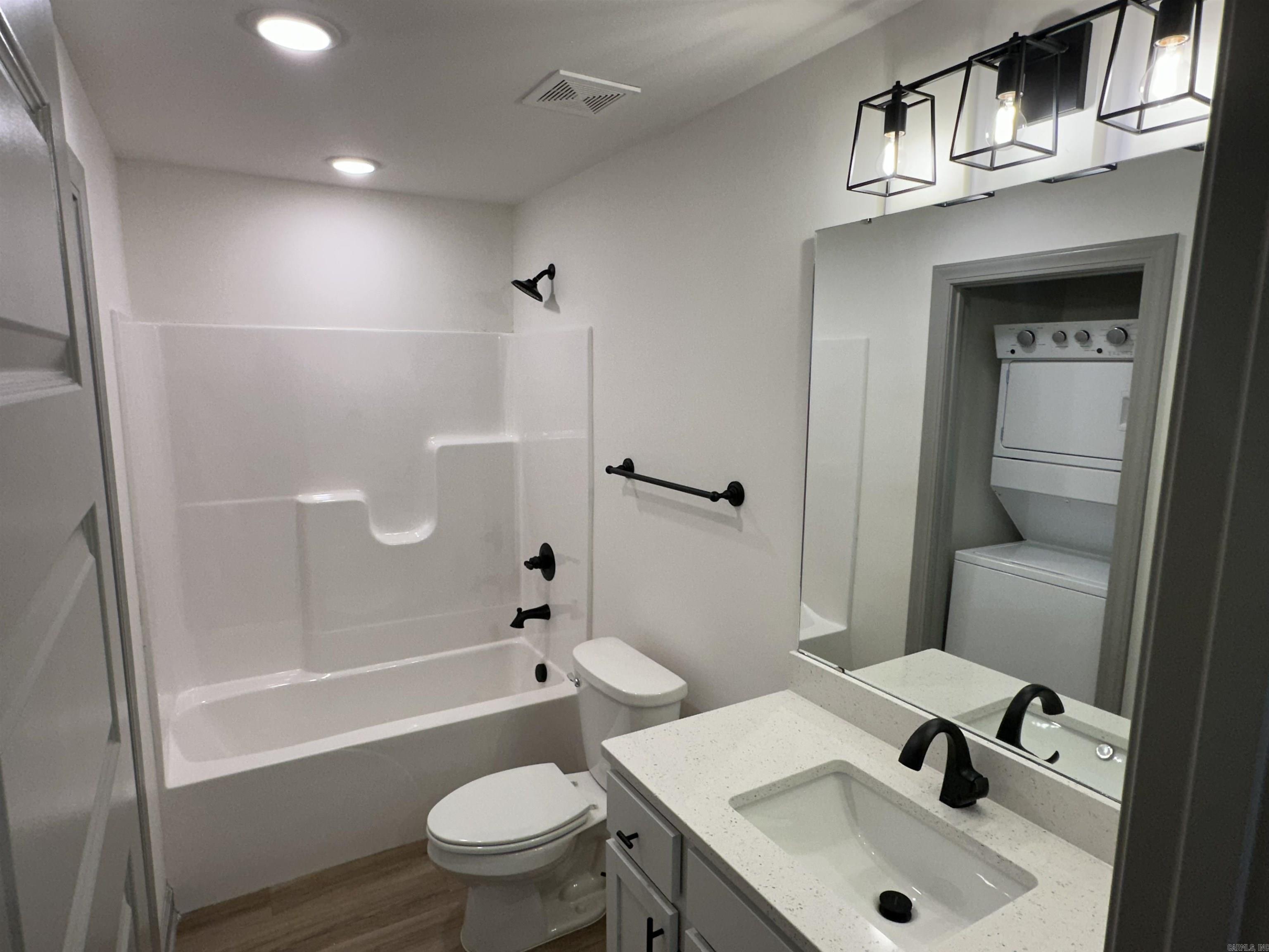 nil - Residential Lease