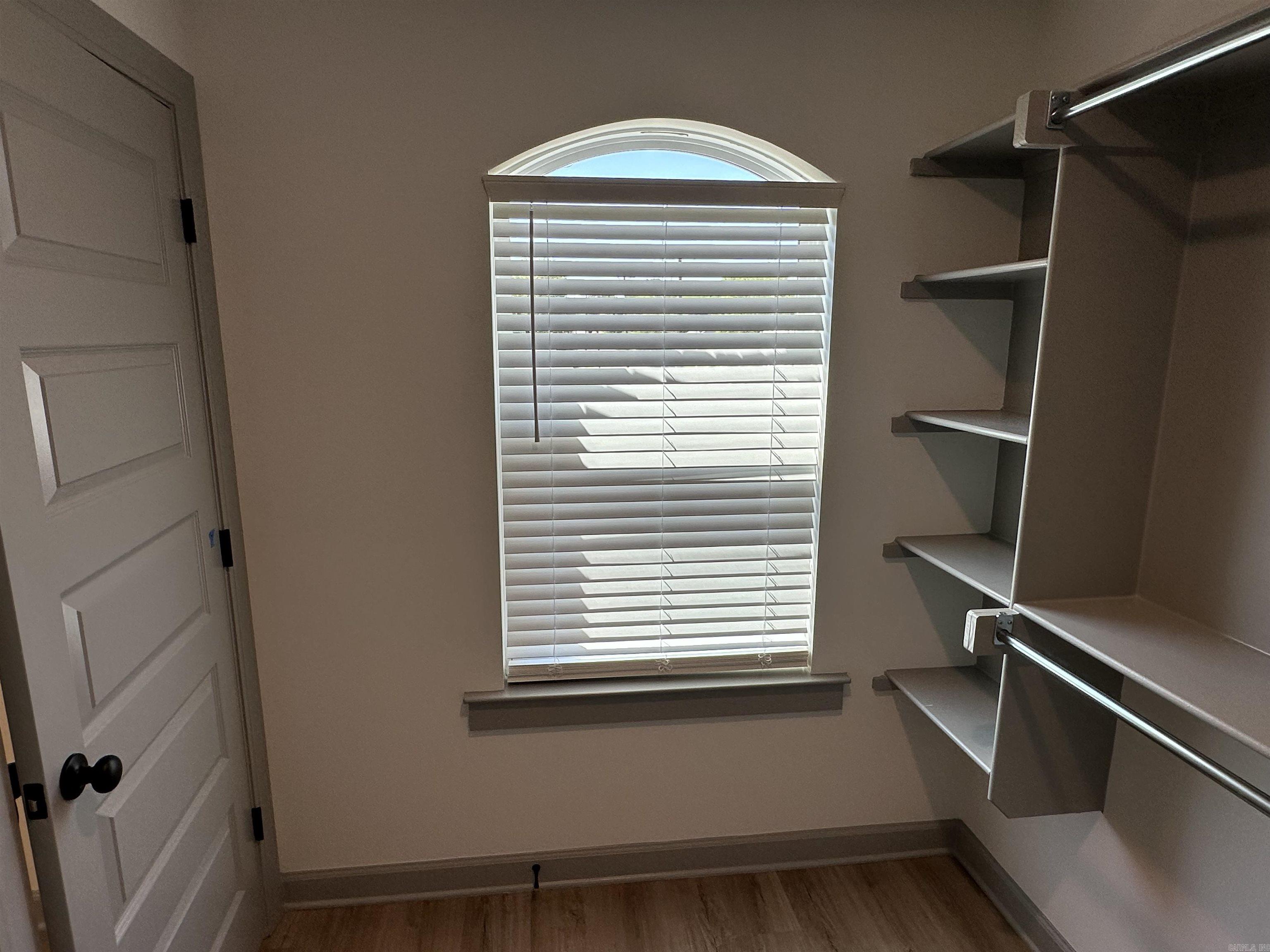 nil - Residential Lease