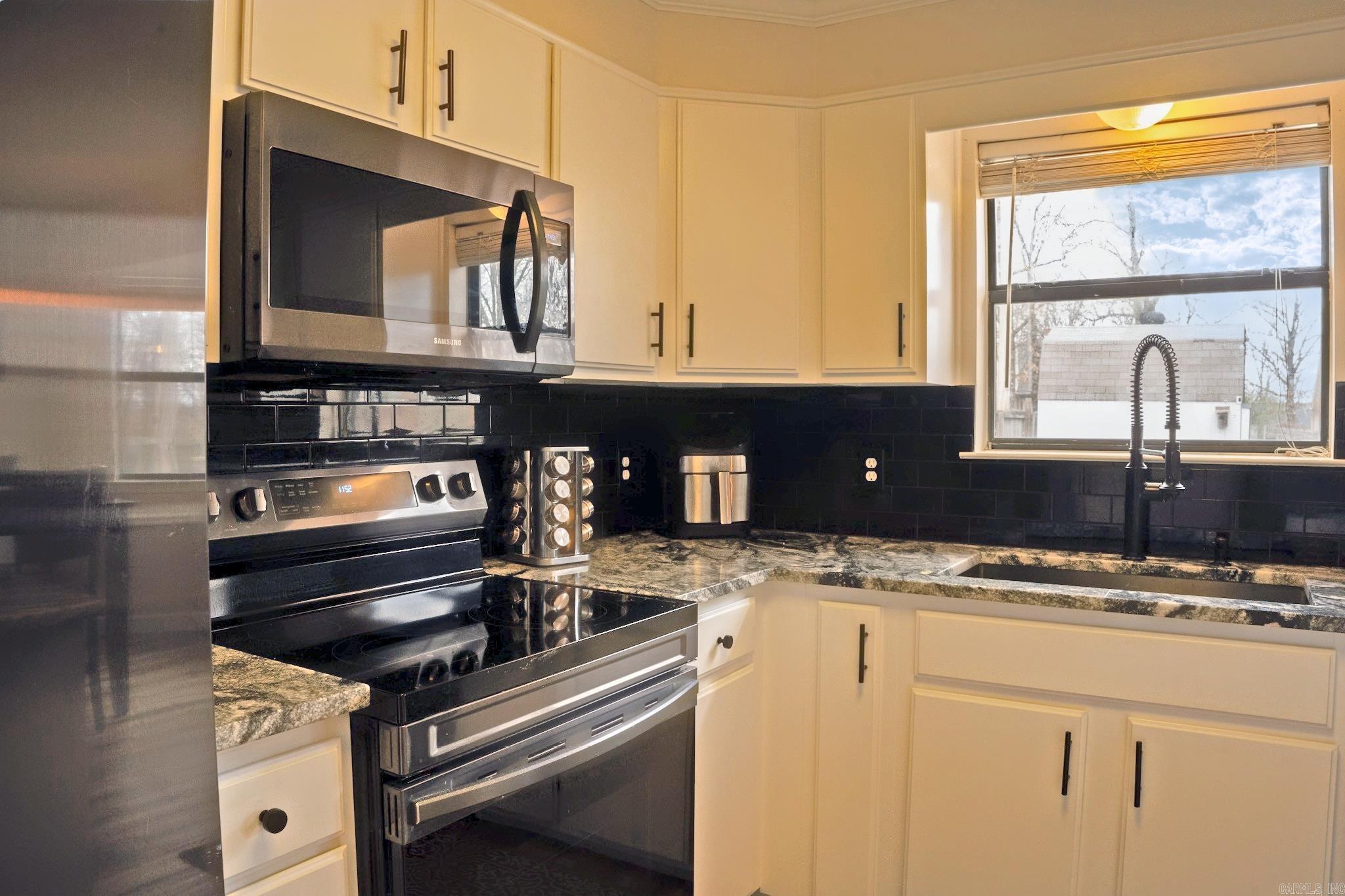 AUTUMNBROOK ANNEX - Residential