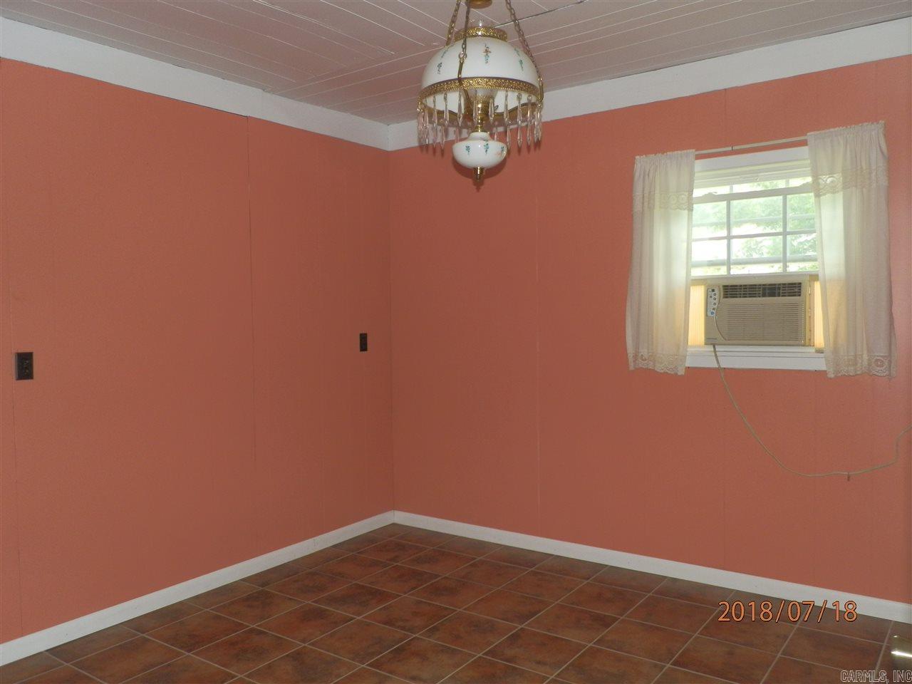 Oak Meadows Estates - Residential Lease