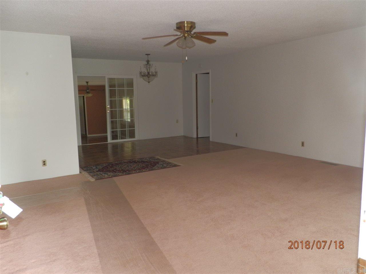 Oak Meadows Estates - Residential Lease