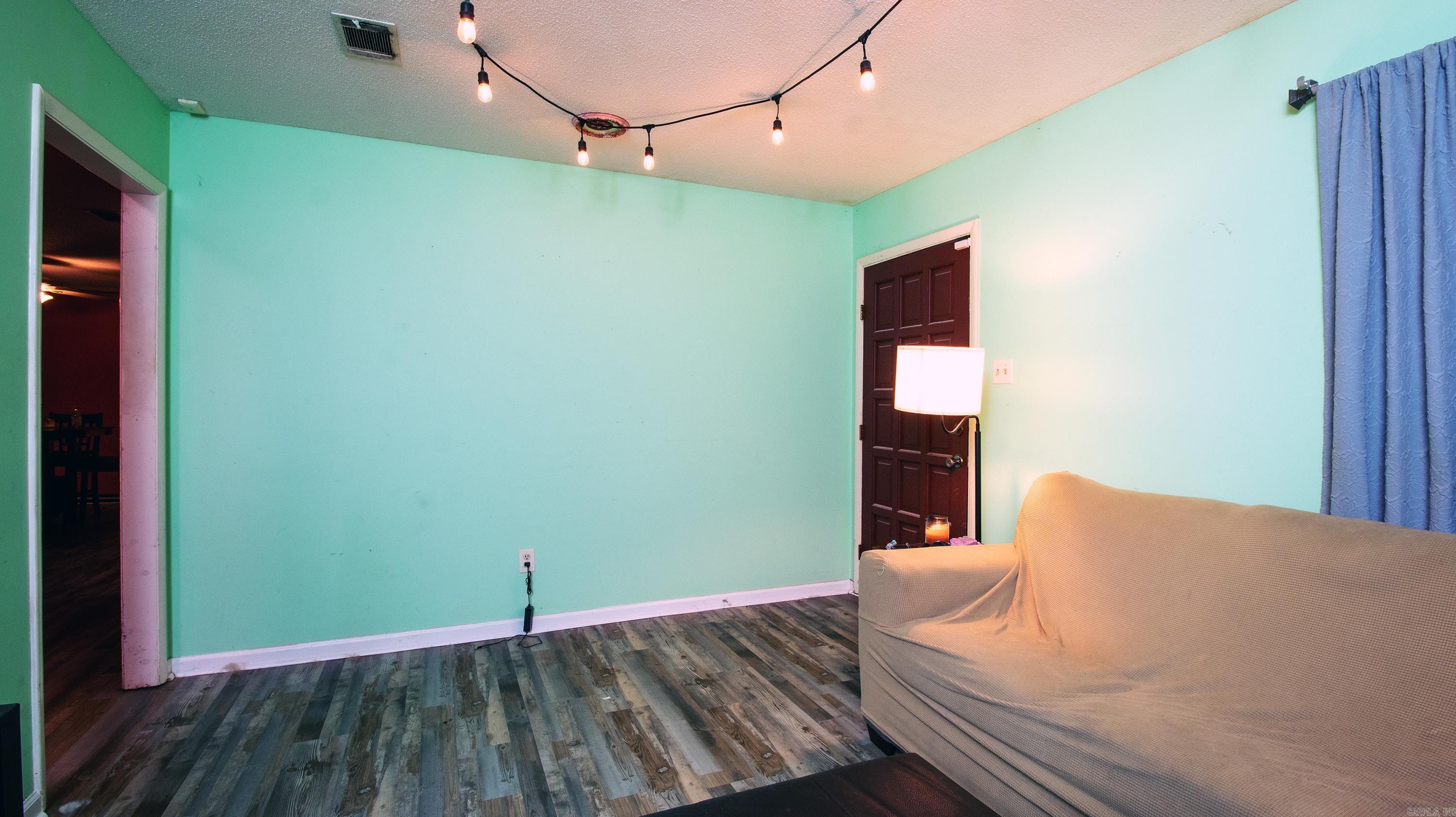 Sara Lynn - Residential