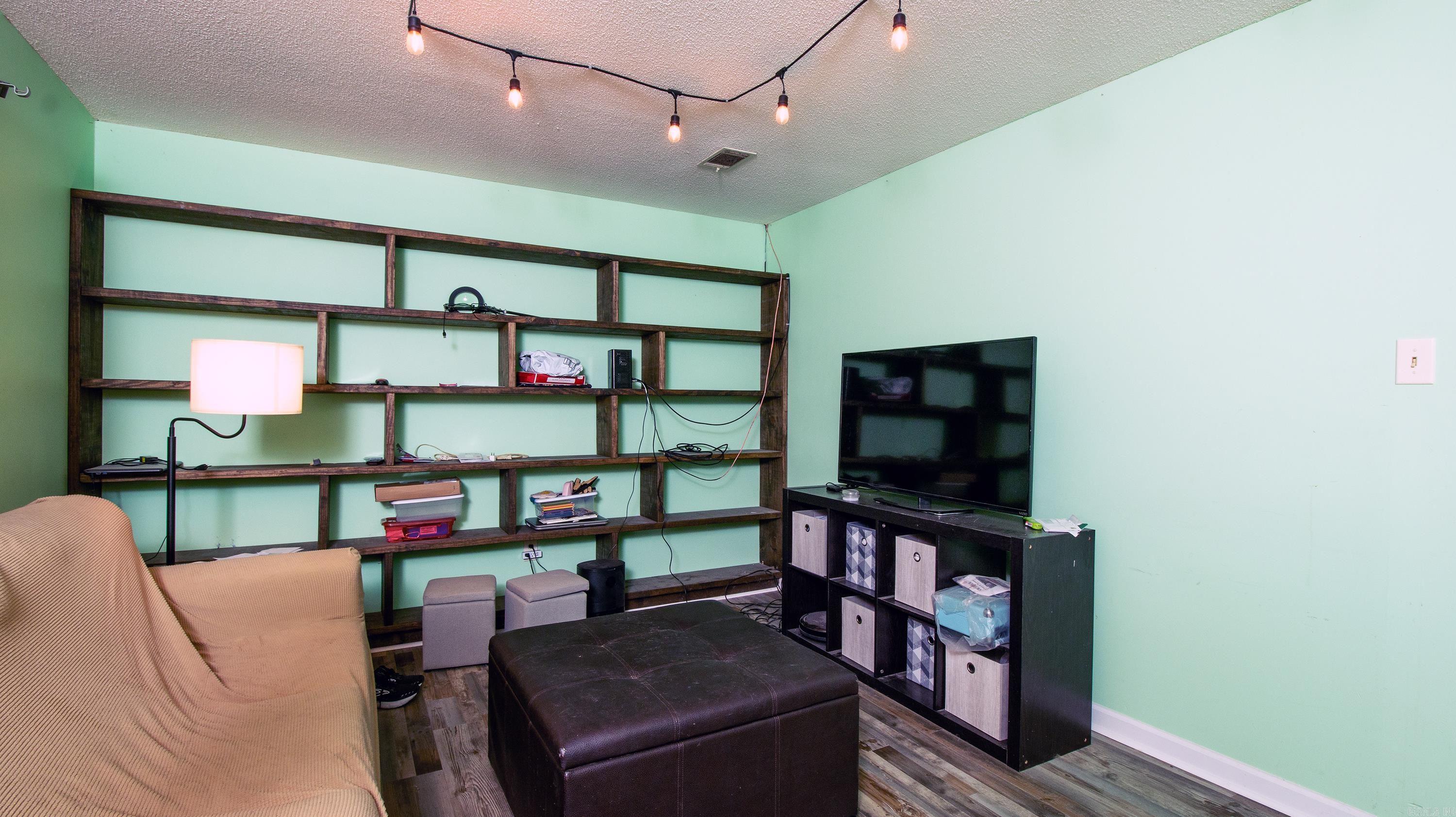 Sara Lynn - Residential