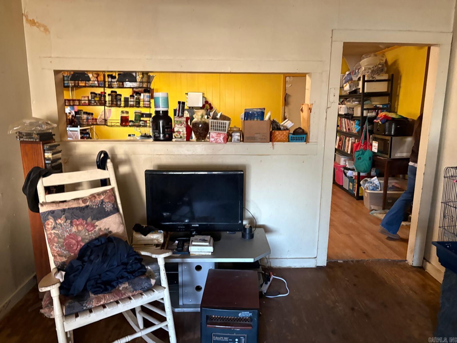 PERRYVILLE CITY ACREAGE - Residential