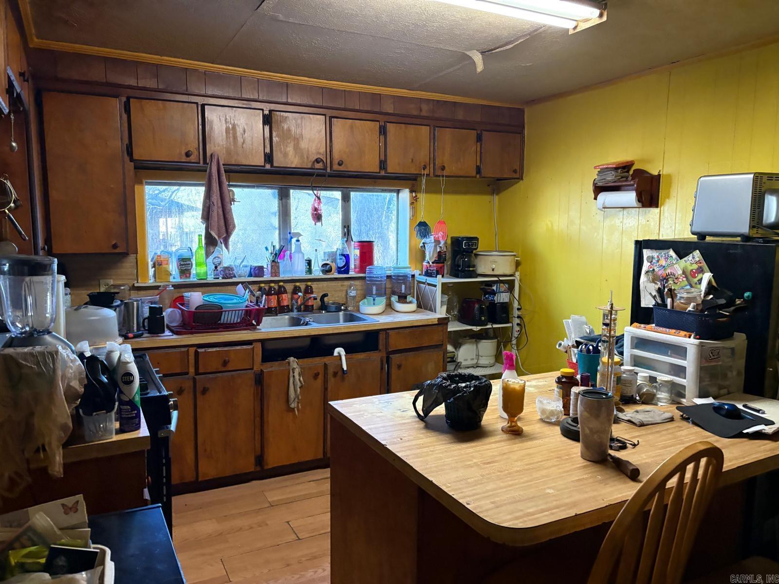 PERRYVILLE CITY ACREAGE - Residential