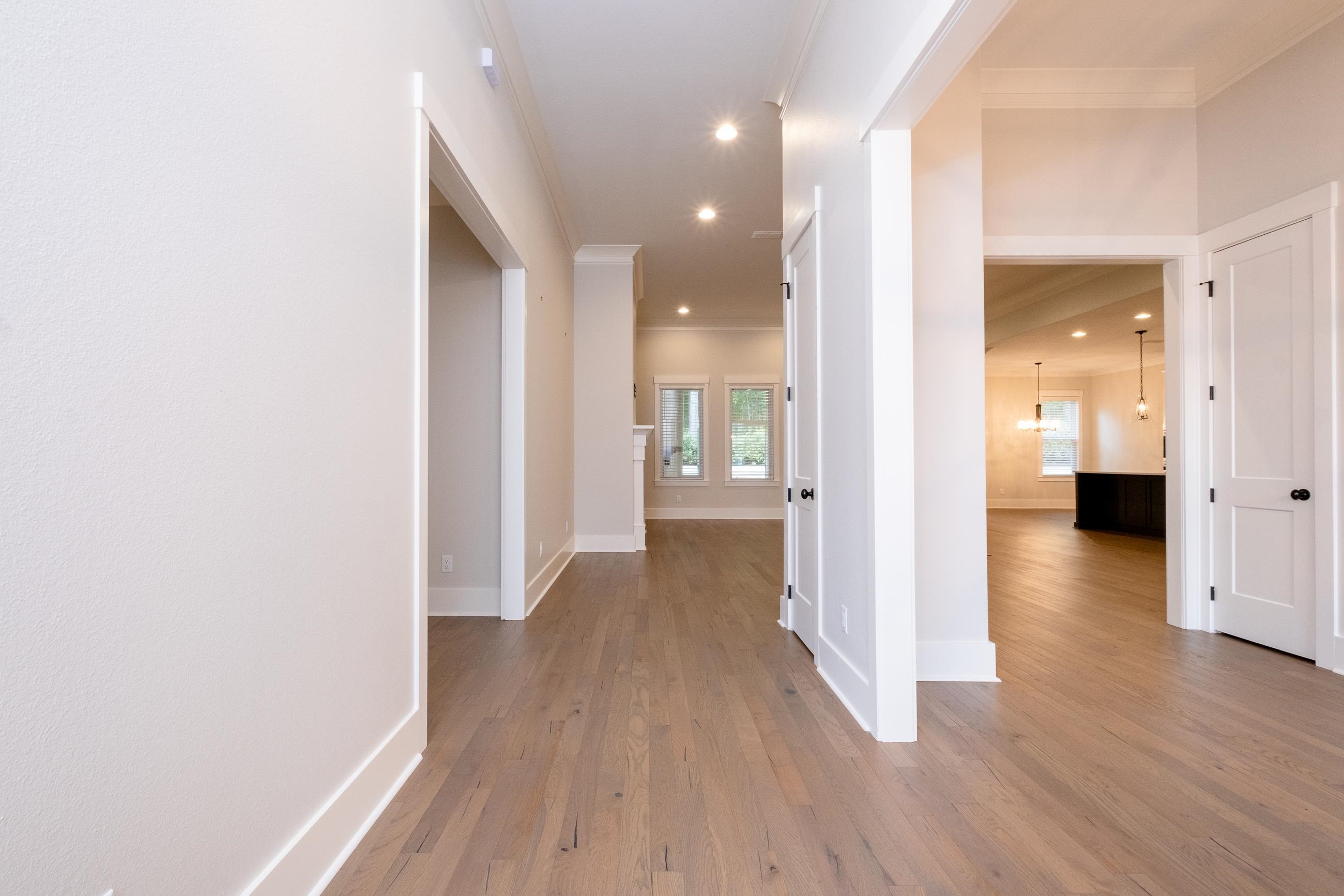 CHENAL VALLEY "ENSBURY PLACE" - Residential