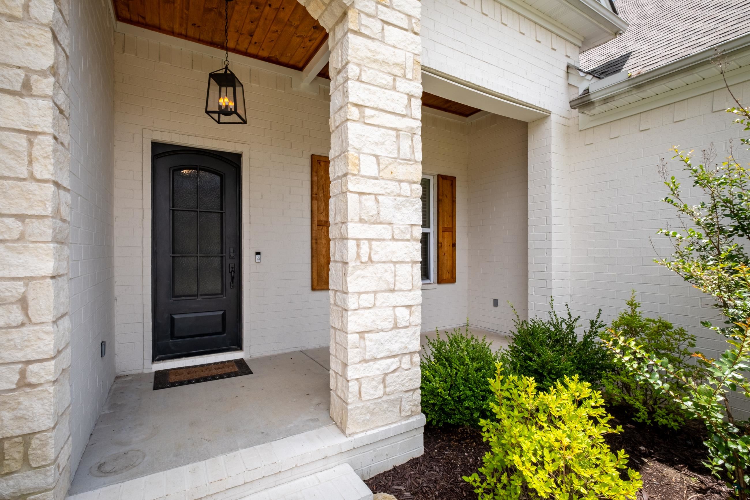 CHENAL VALLEY "ENSBURY PLACE" - Residential