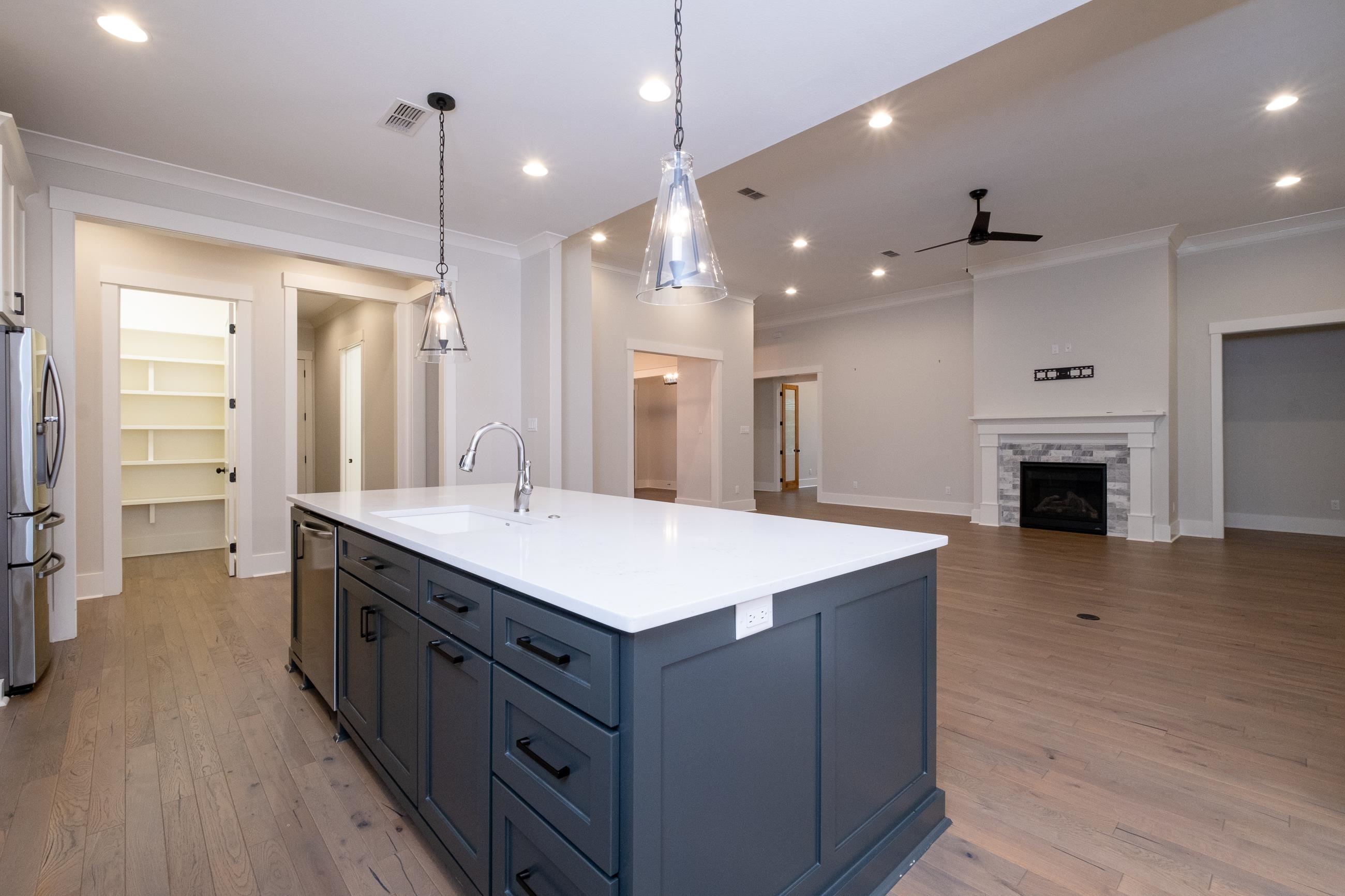 CHENAL VALLEY "ENSBURY PLACE" - Residential