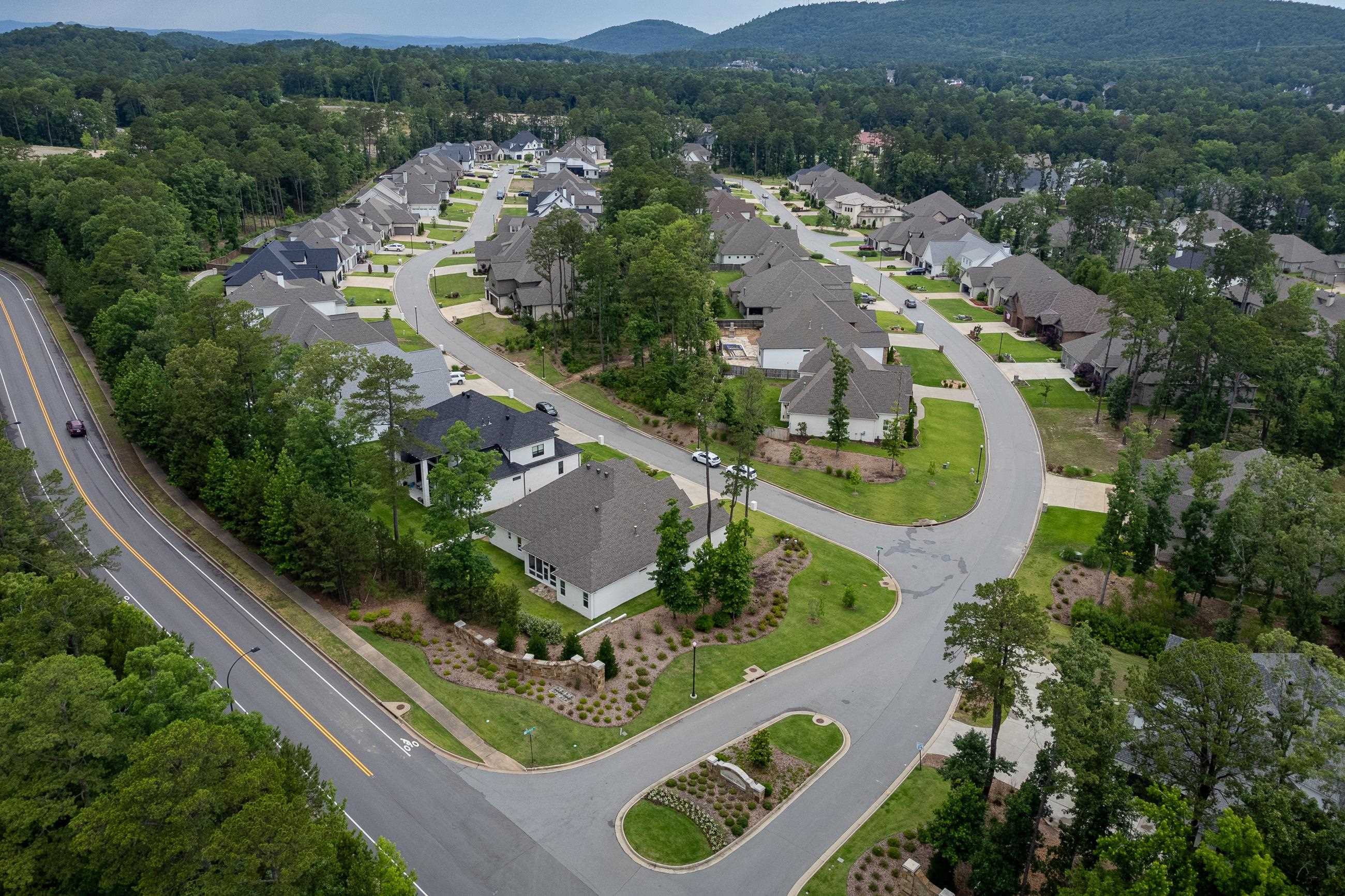CHENAL VALLEY "ENSBURY PLACE" - Residential