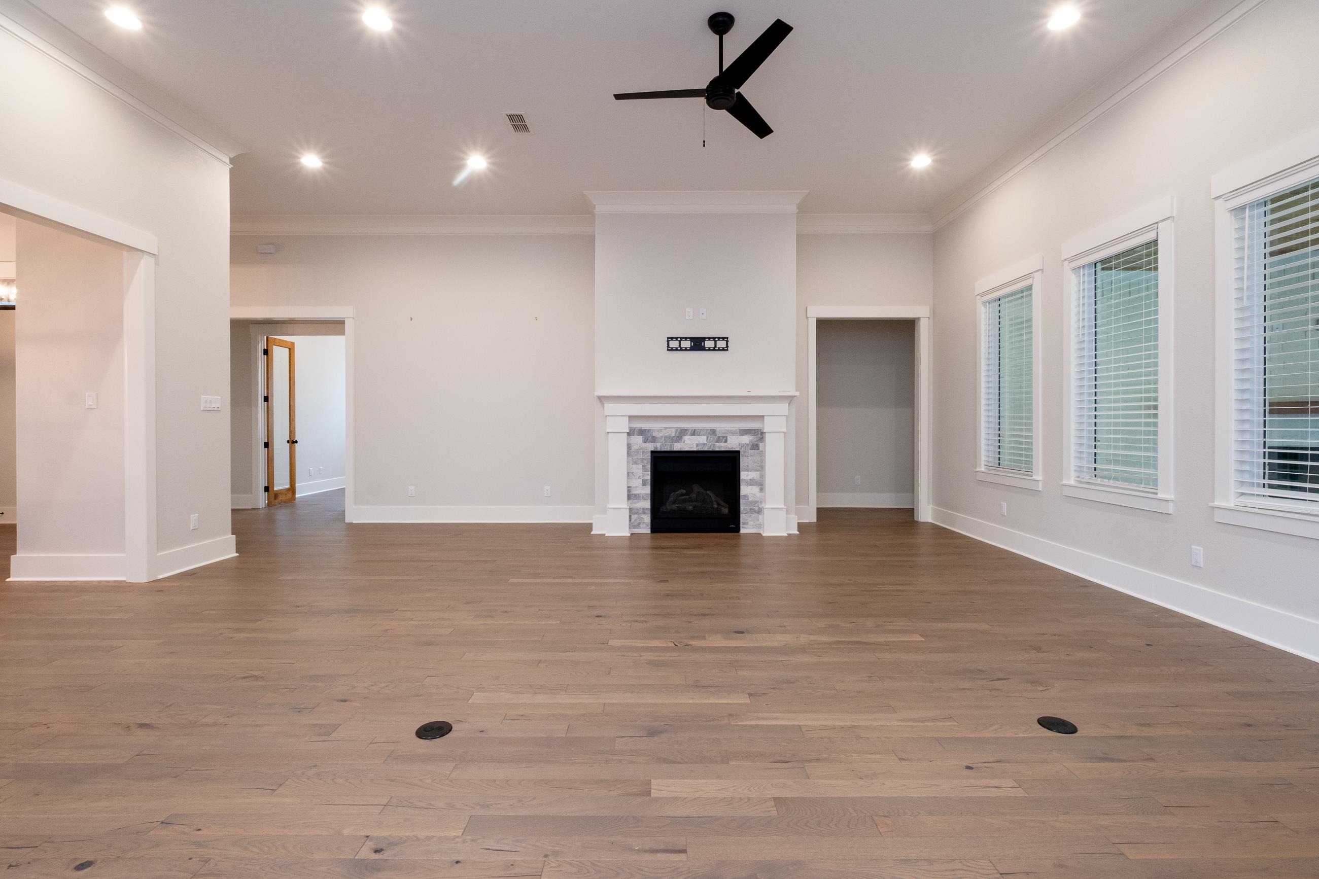 CHENAL VALLEY "ENSBURY PLACE" - Residential