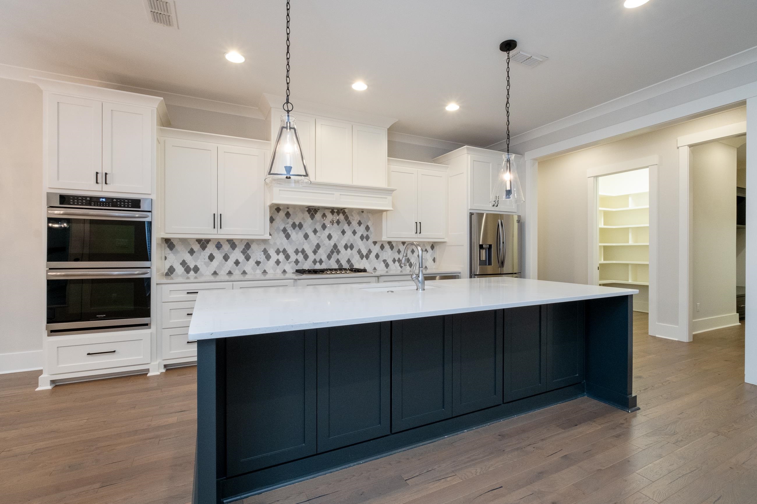 CHENAL VALLEY "ENSBURY PLACE" - Residential