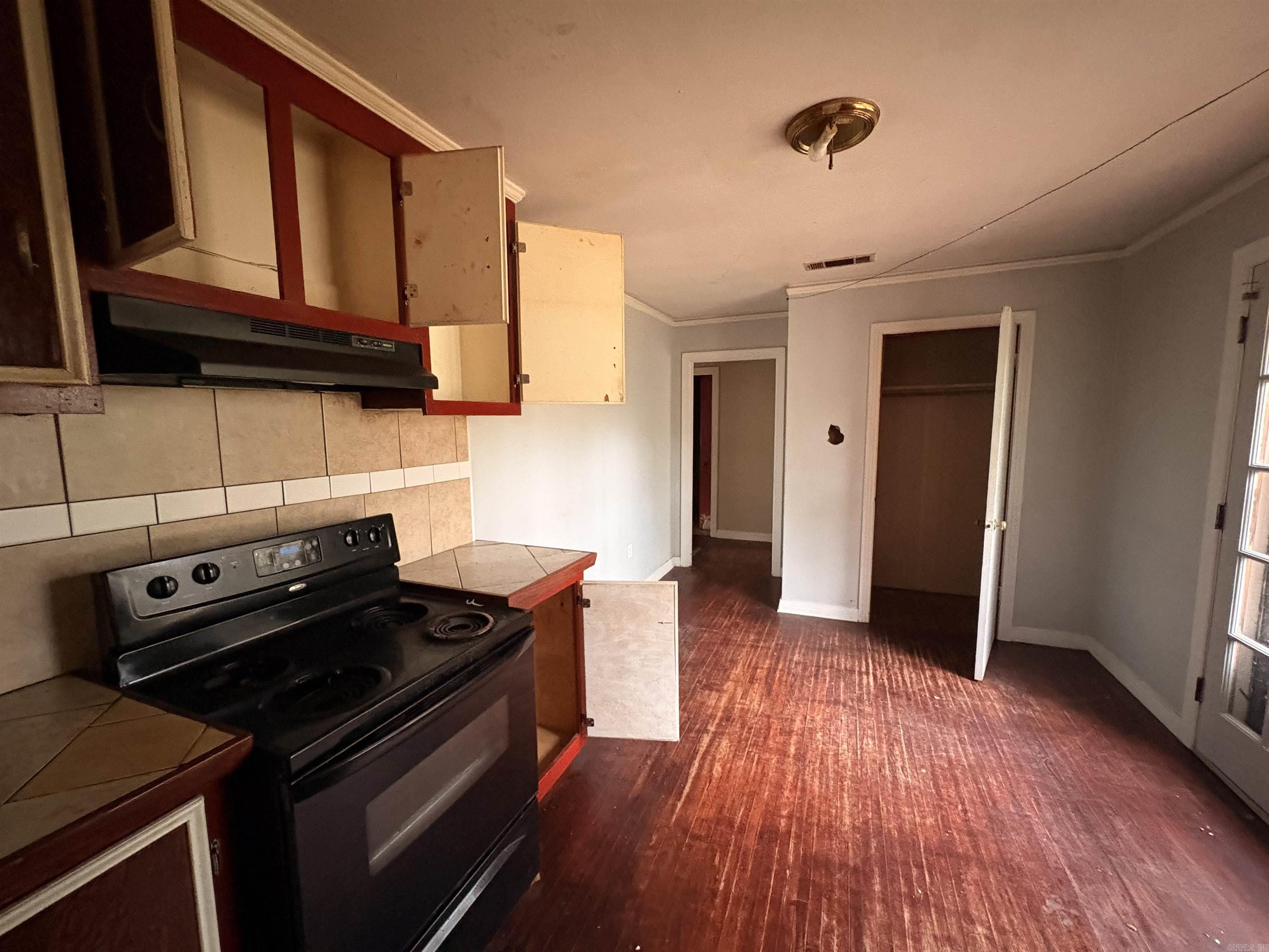 BARROW JOHN - Residential