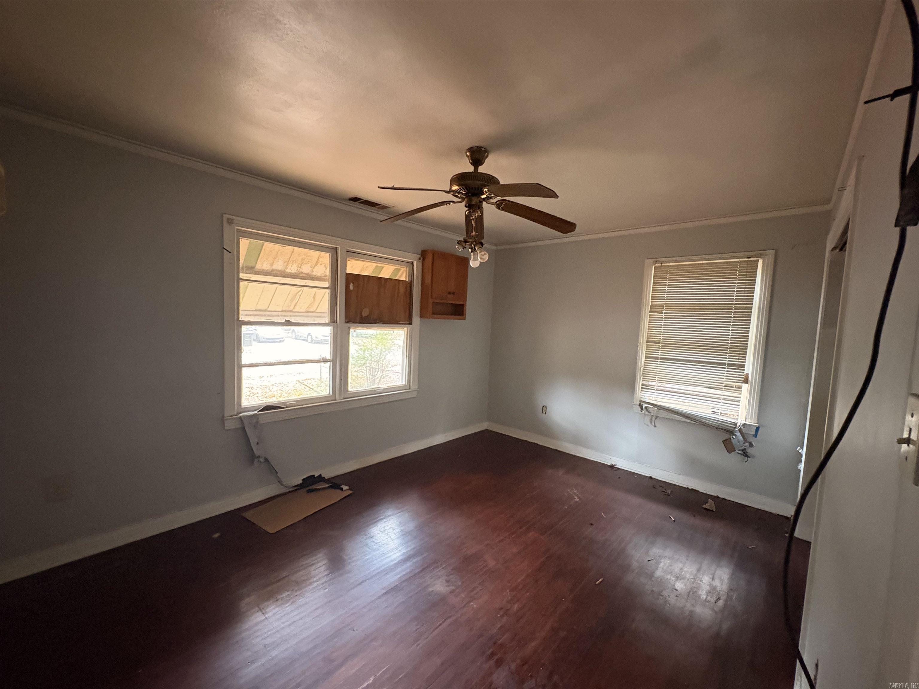 BARROW JOHN - Residential