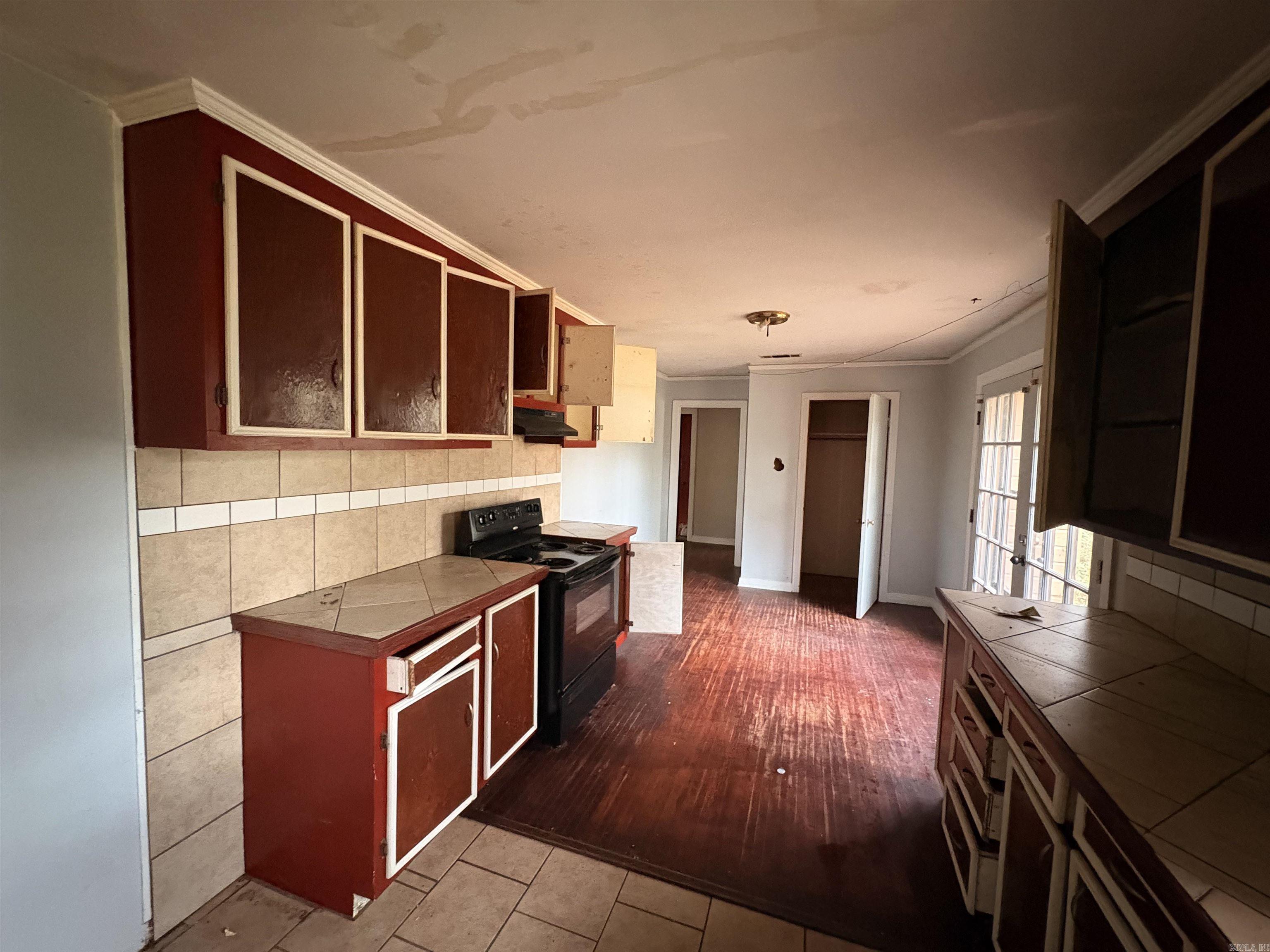 BARROW JOHN - Residential