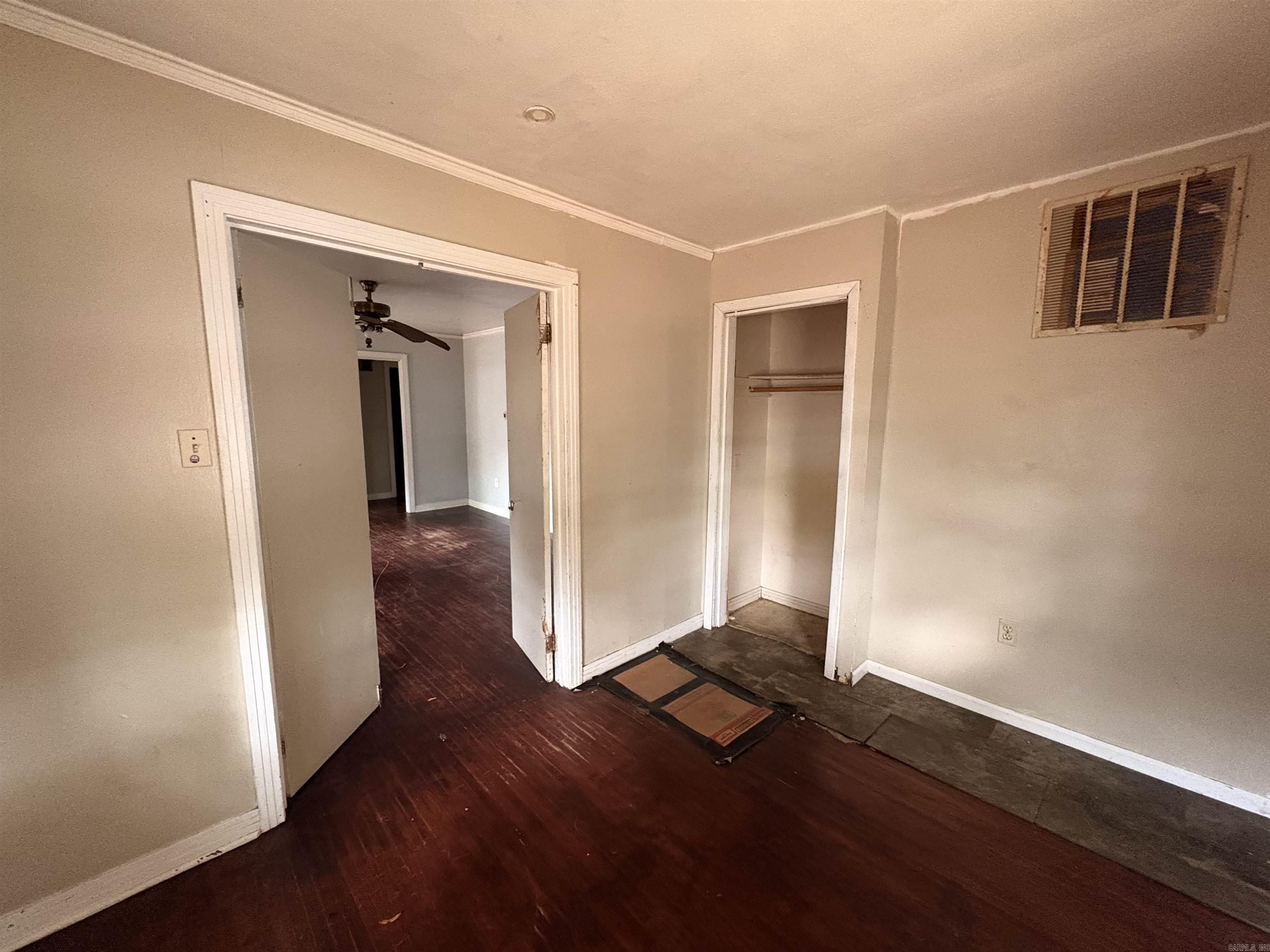 BARROW JOHN - Residential