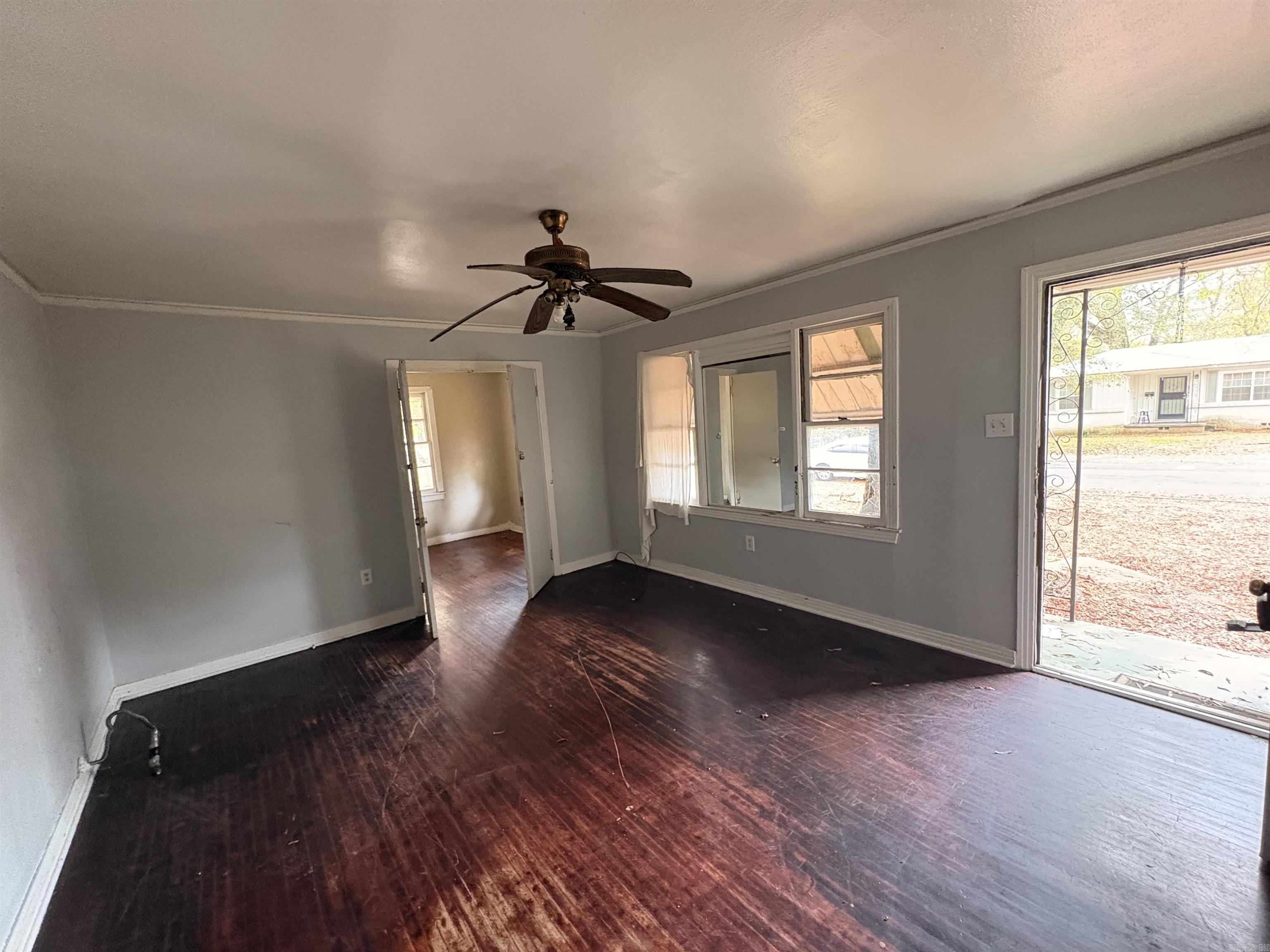 BARROW JOHN - Residential