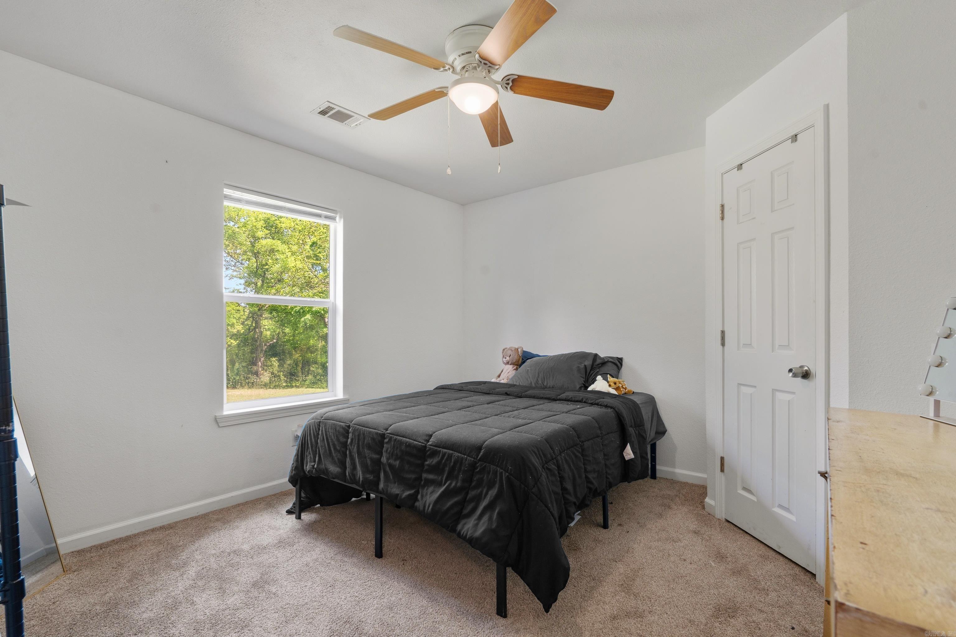 UNPLATTED ACREAGE - Residential