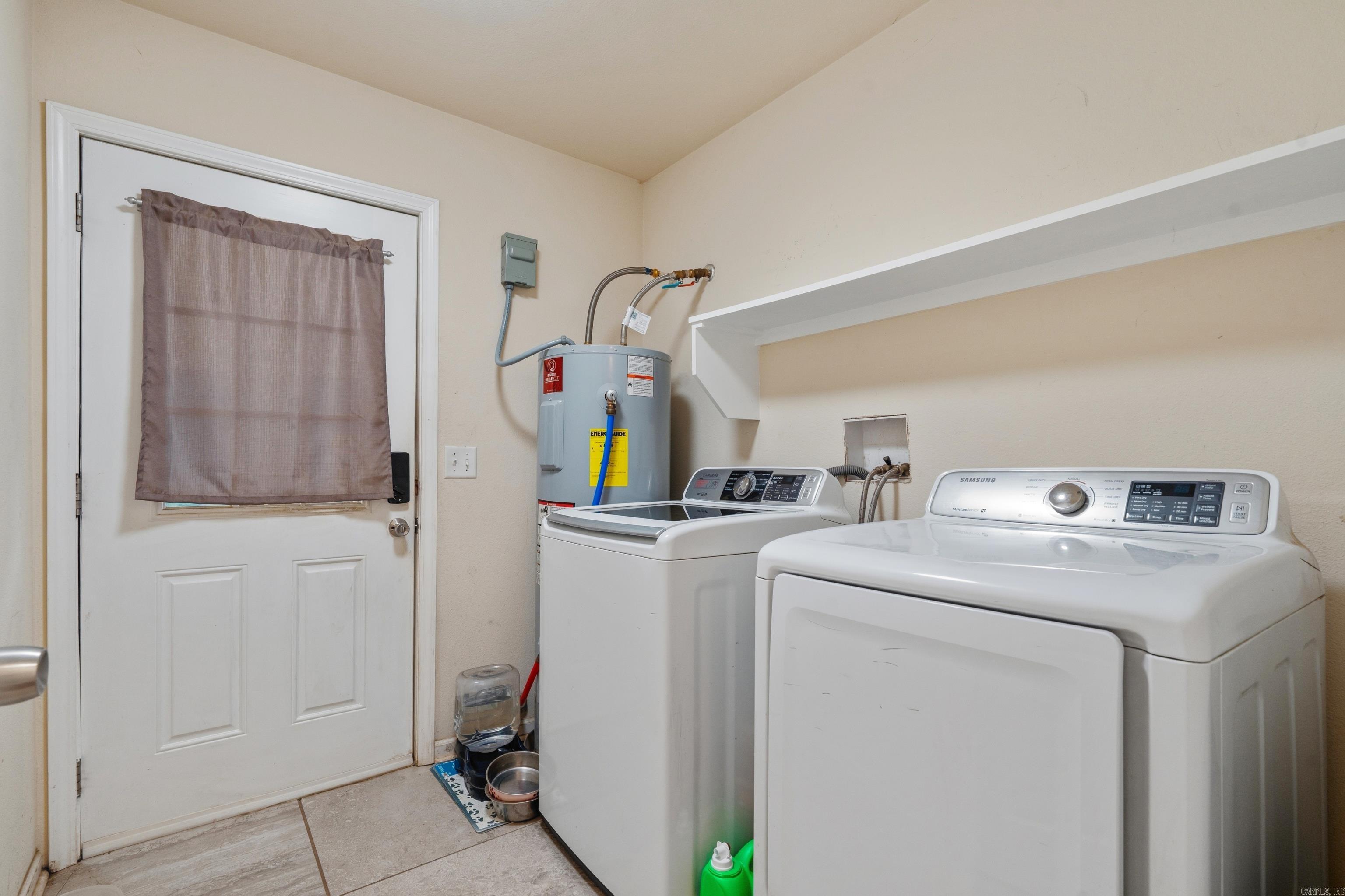 UNPLATTED ACREAGE - Residential