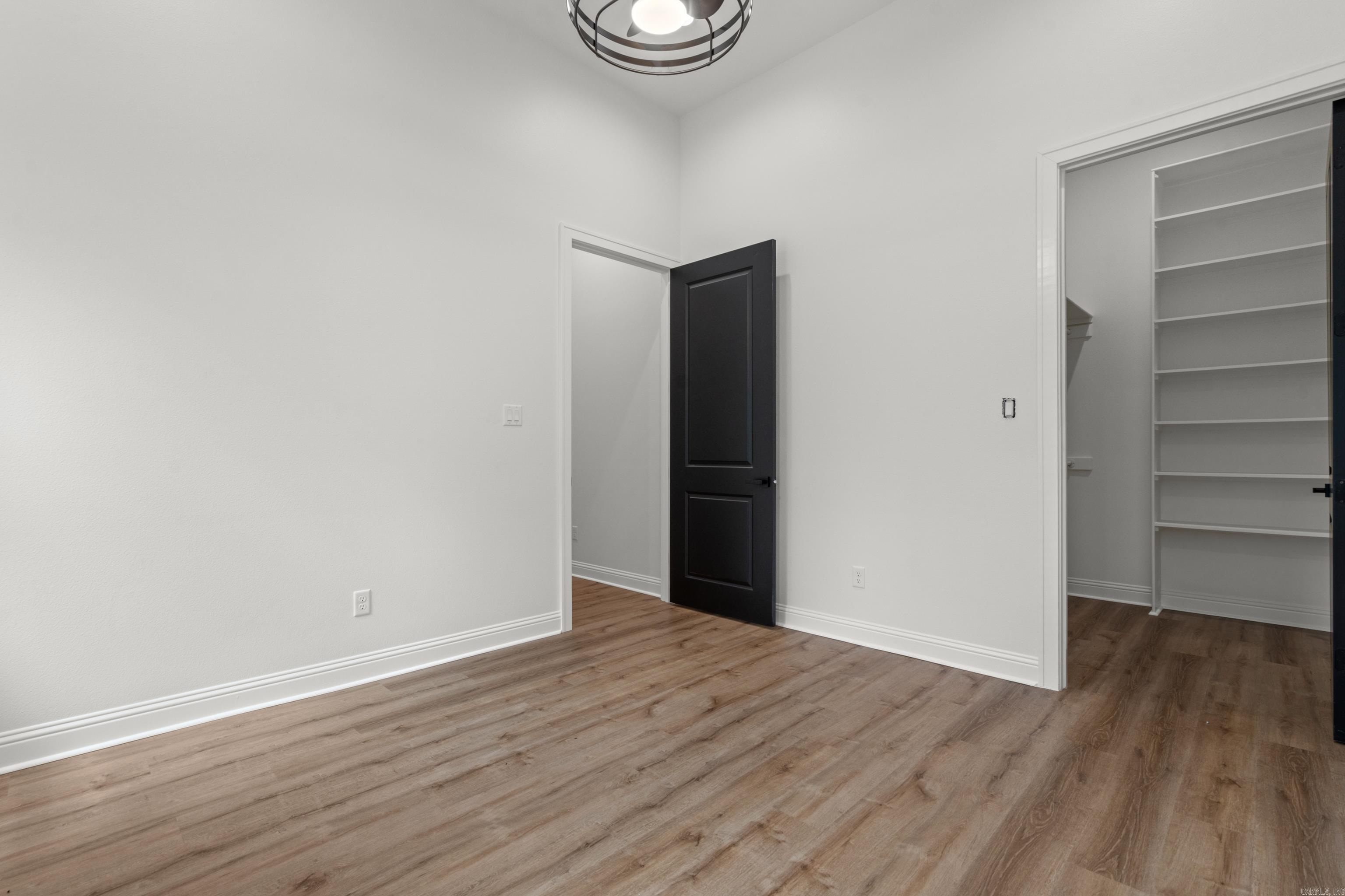 EAGLE ROCK - Residential