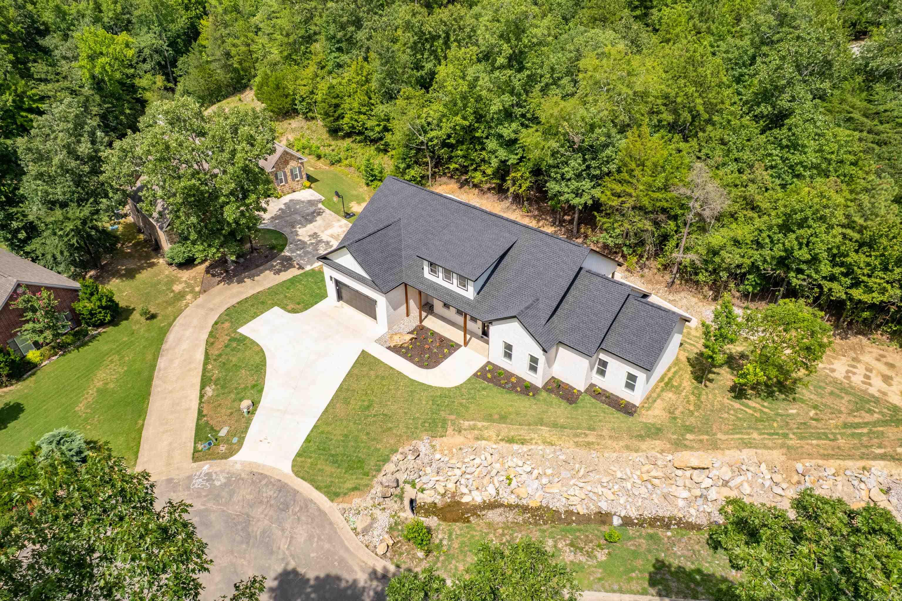 EAGLE ROCK - Residential