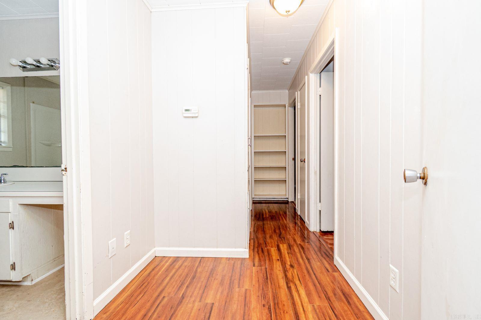 MACMILLAN - Residential