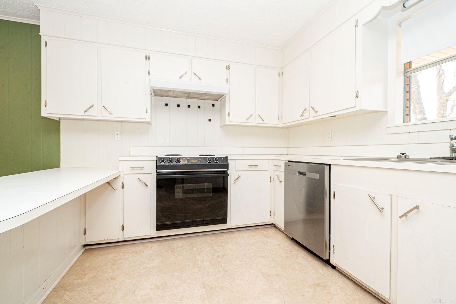 MACMILLAN - Residential