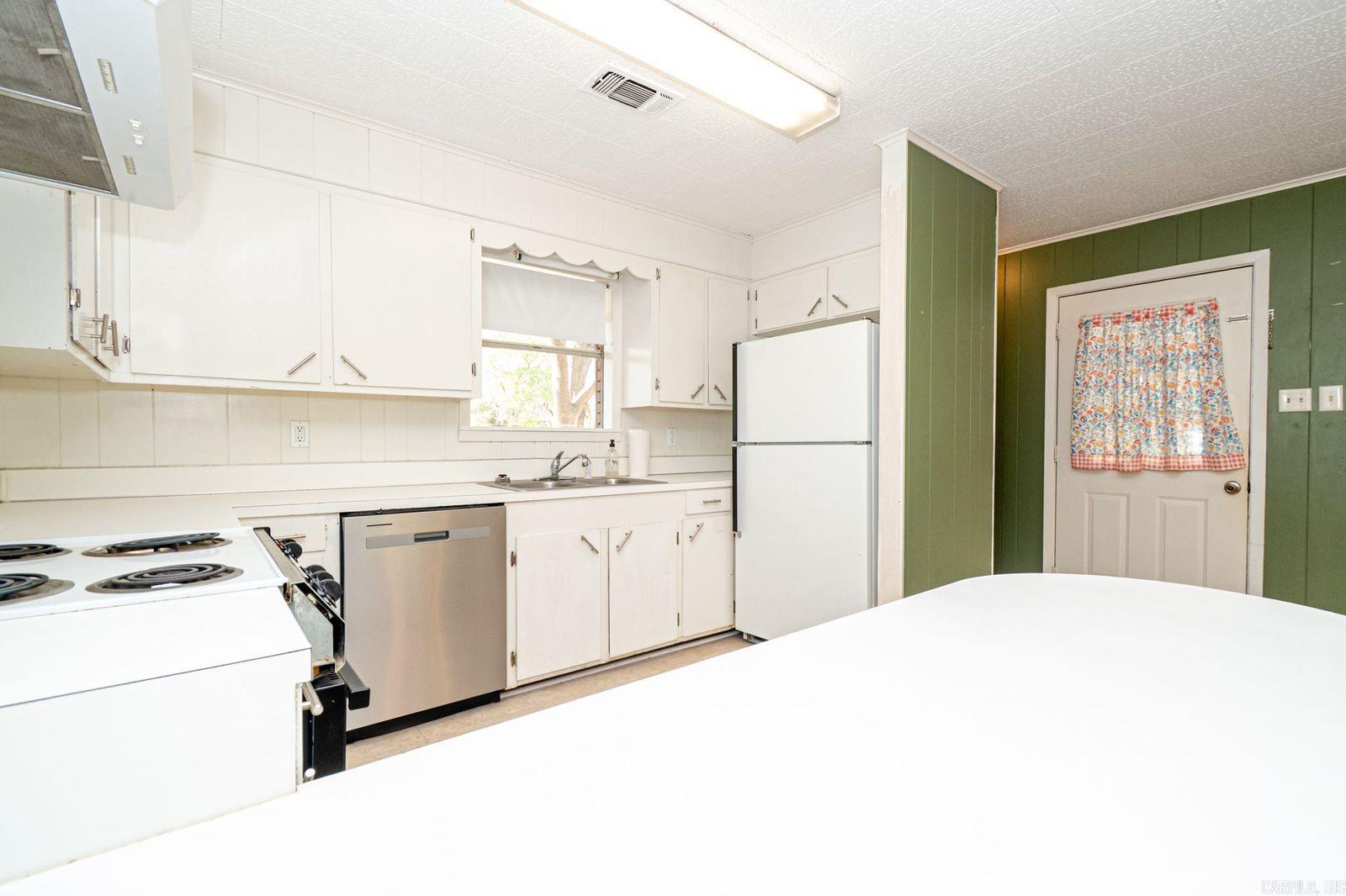 MACMILLAN - Residential