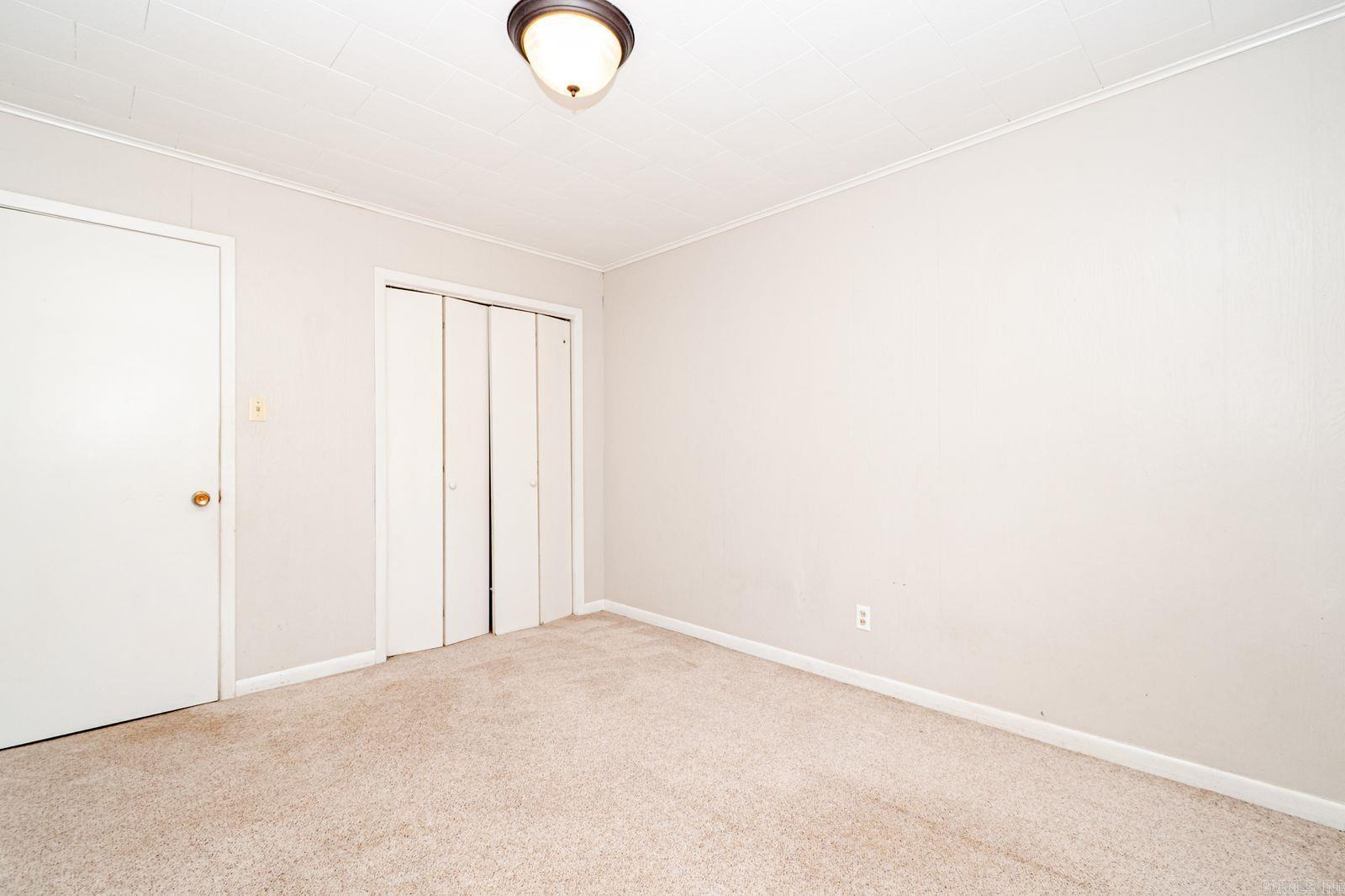 MACMILLAN - Residential