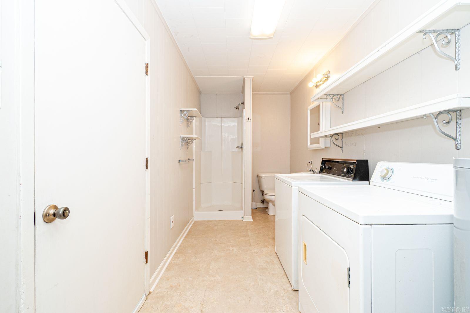 MACMILLAN - Residential