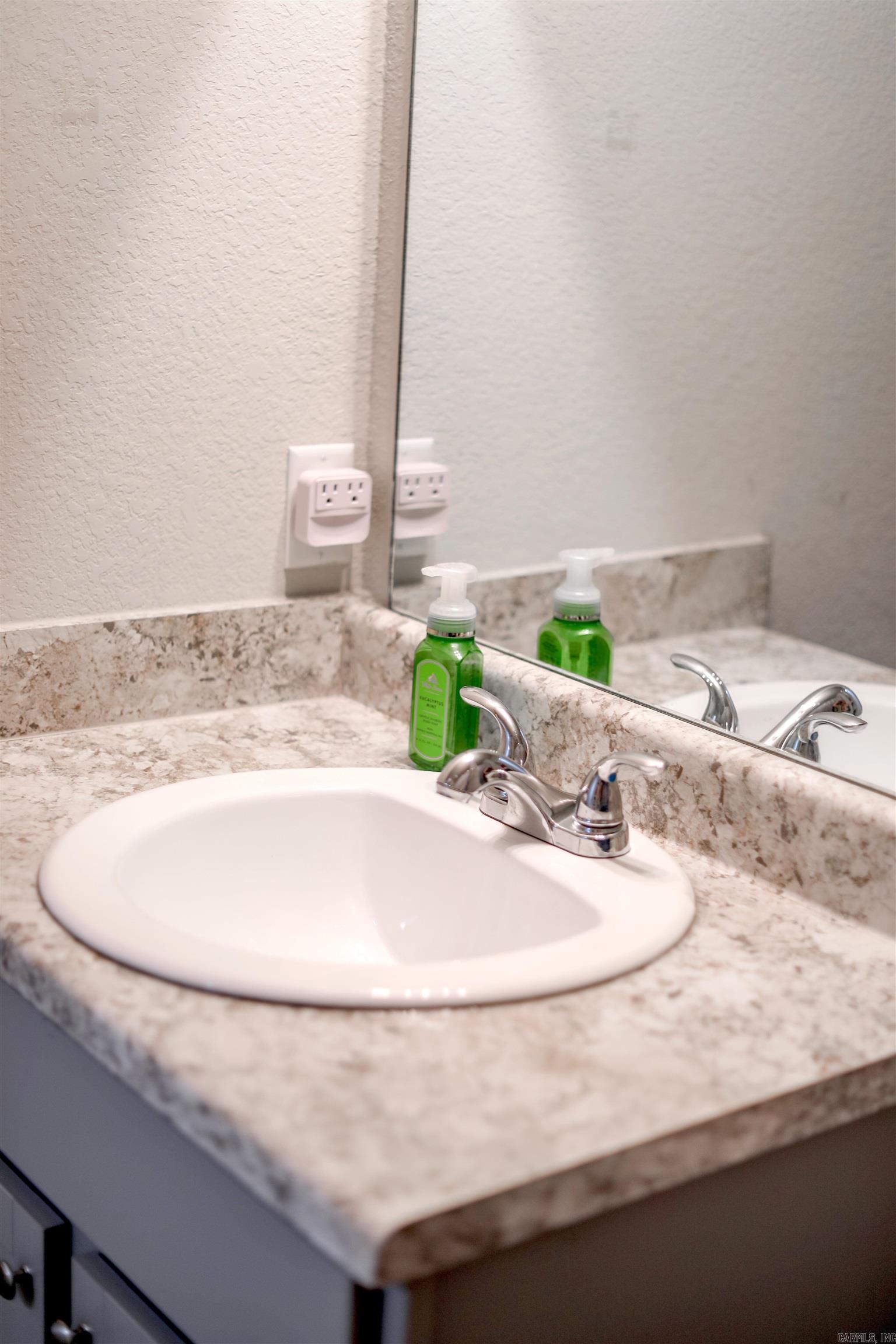 MUSEUM MEADOWS - Residential