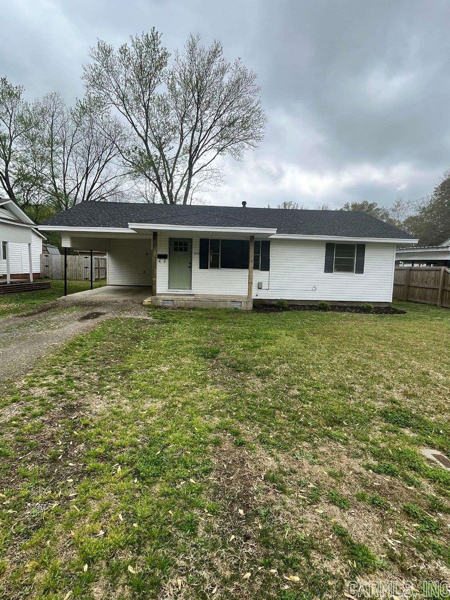 Newly refurbished home in Downtown Conway. Right down the street from the Jr. High and close to the High school and Ida Burns. Agents see remarks.