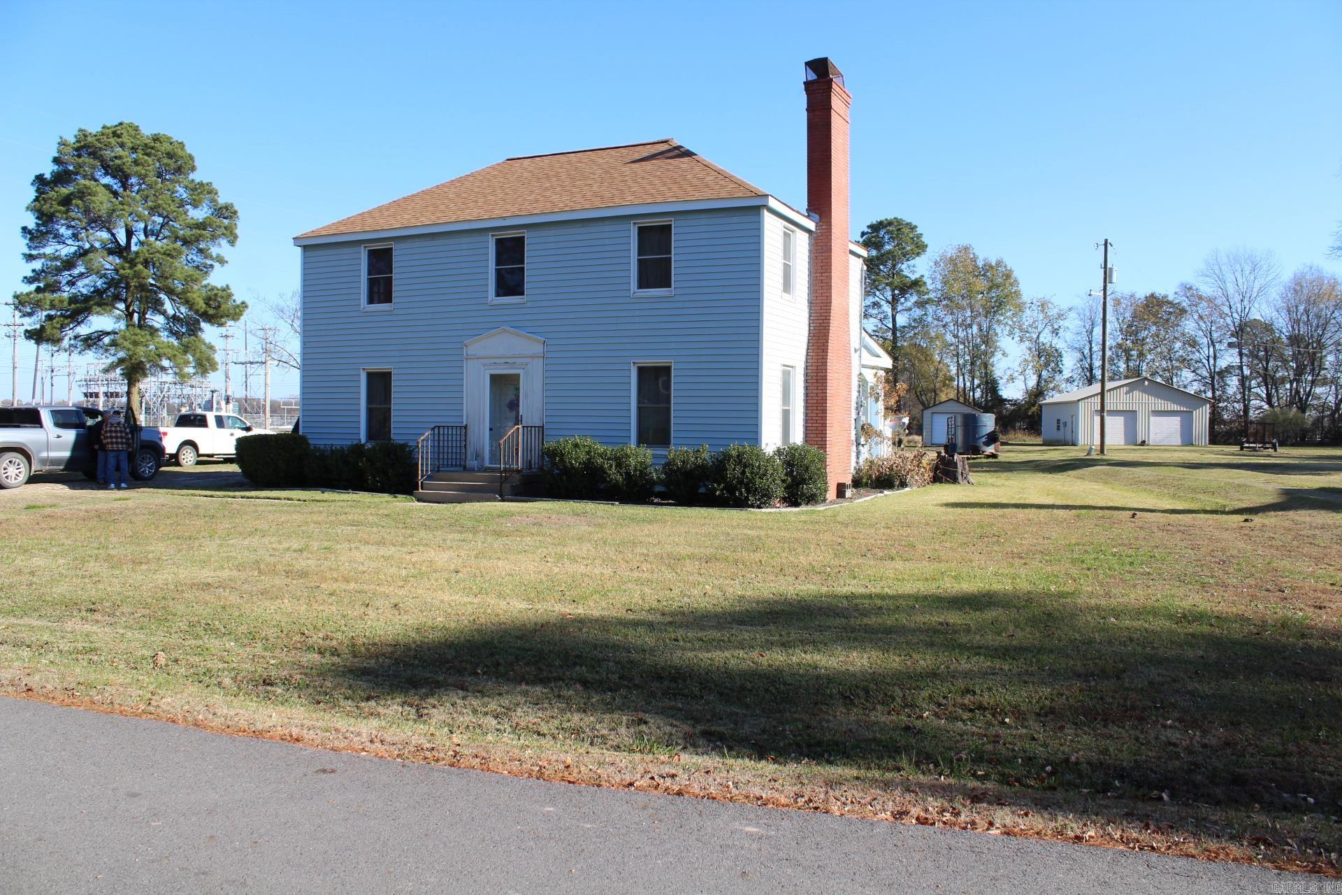 Home Available In Oakhaven Subdivision. 3 Bedroom, 2 Bath with approx. 2040 Sq. Ft. of living space situated on a approx. 1 acre corner lot. Home features wood burning fireplace and a formal dining area. Roof is approx. 5 years old. PERFECT FIXER UPPER. HOME TO BE SOLD AS IS.