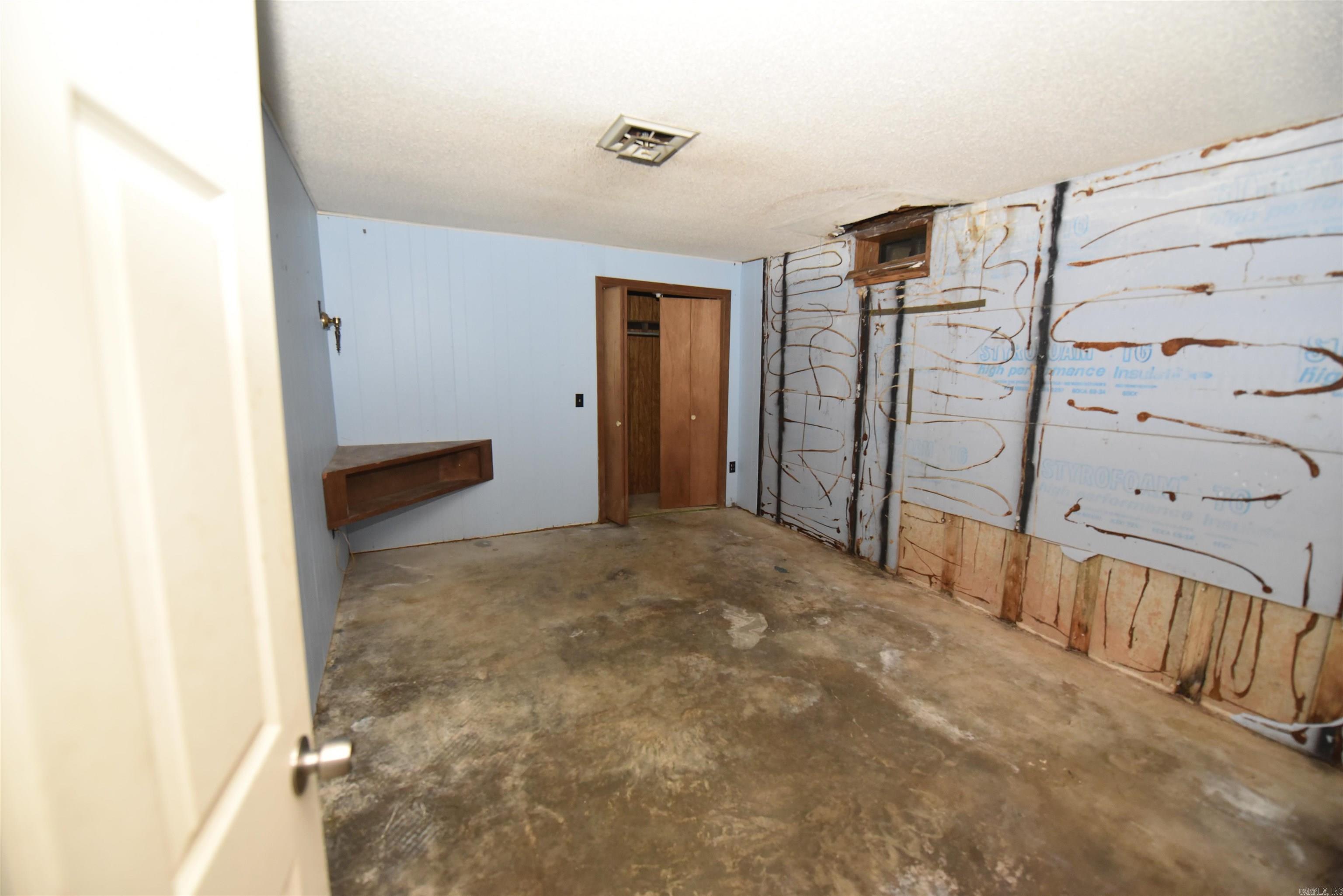 Lake View - Residential