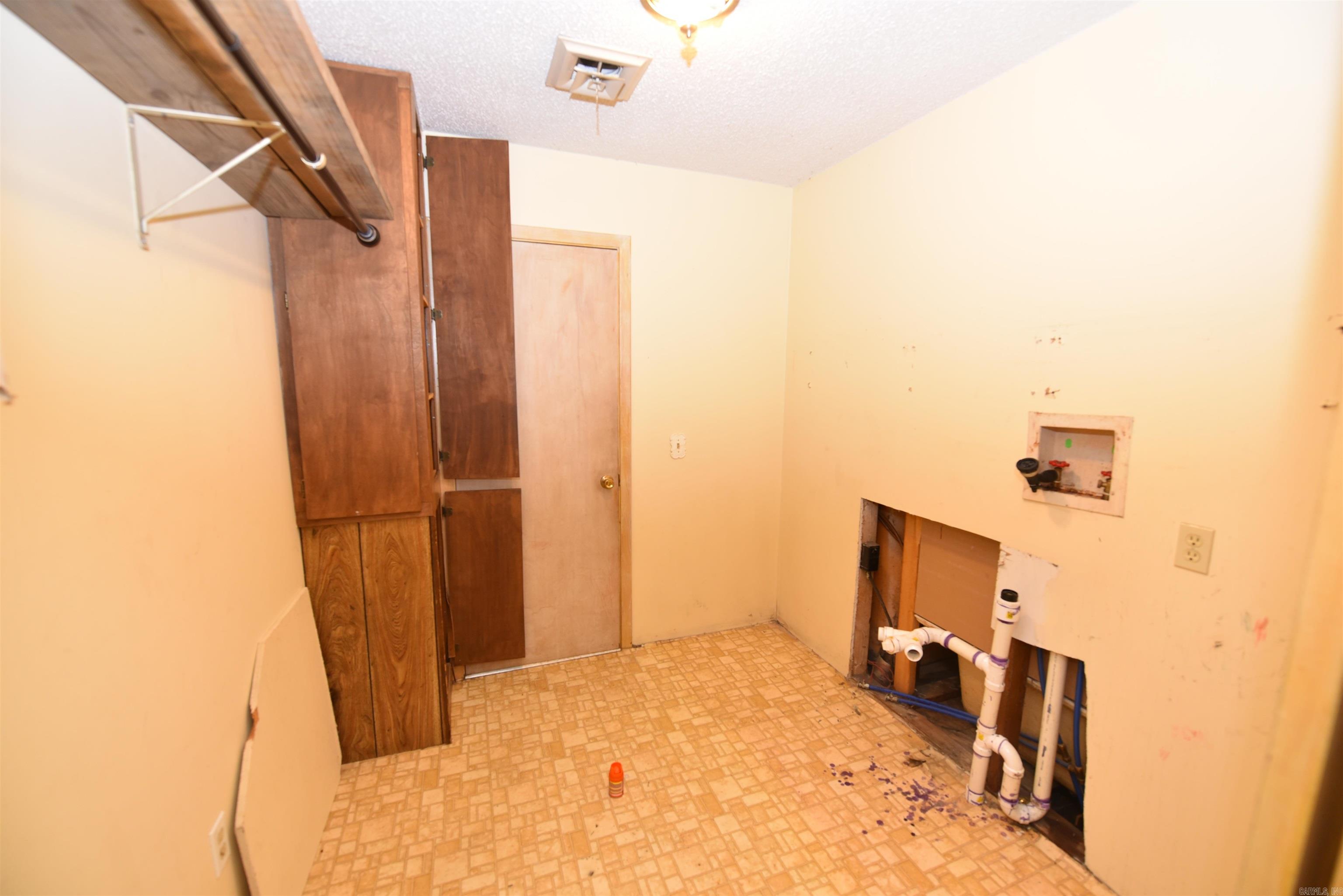 Lake View - Residential